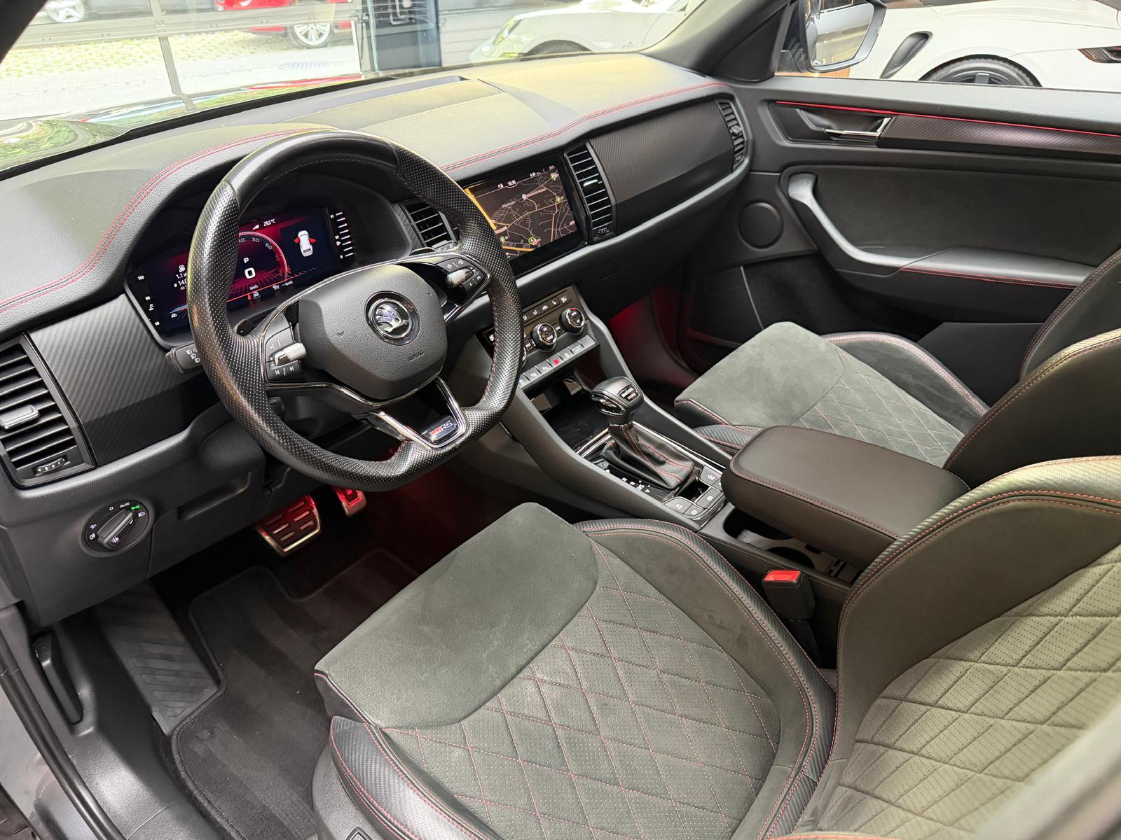 SKODA Kodiaq 2.0 TSI RS DSG-image-13