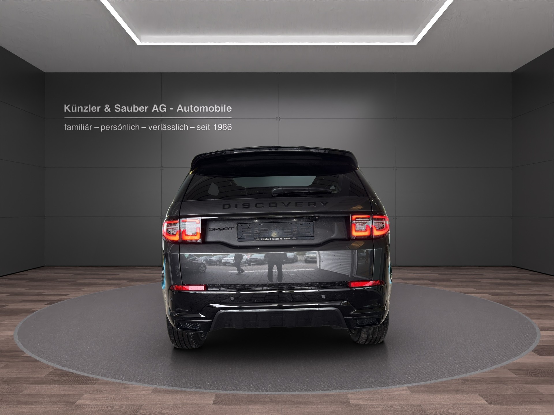 LAND ROVER Discovery Sport D200 2.0D TD4 MHEV Landmark AT9-image-16