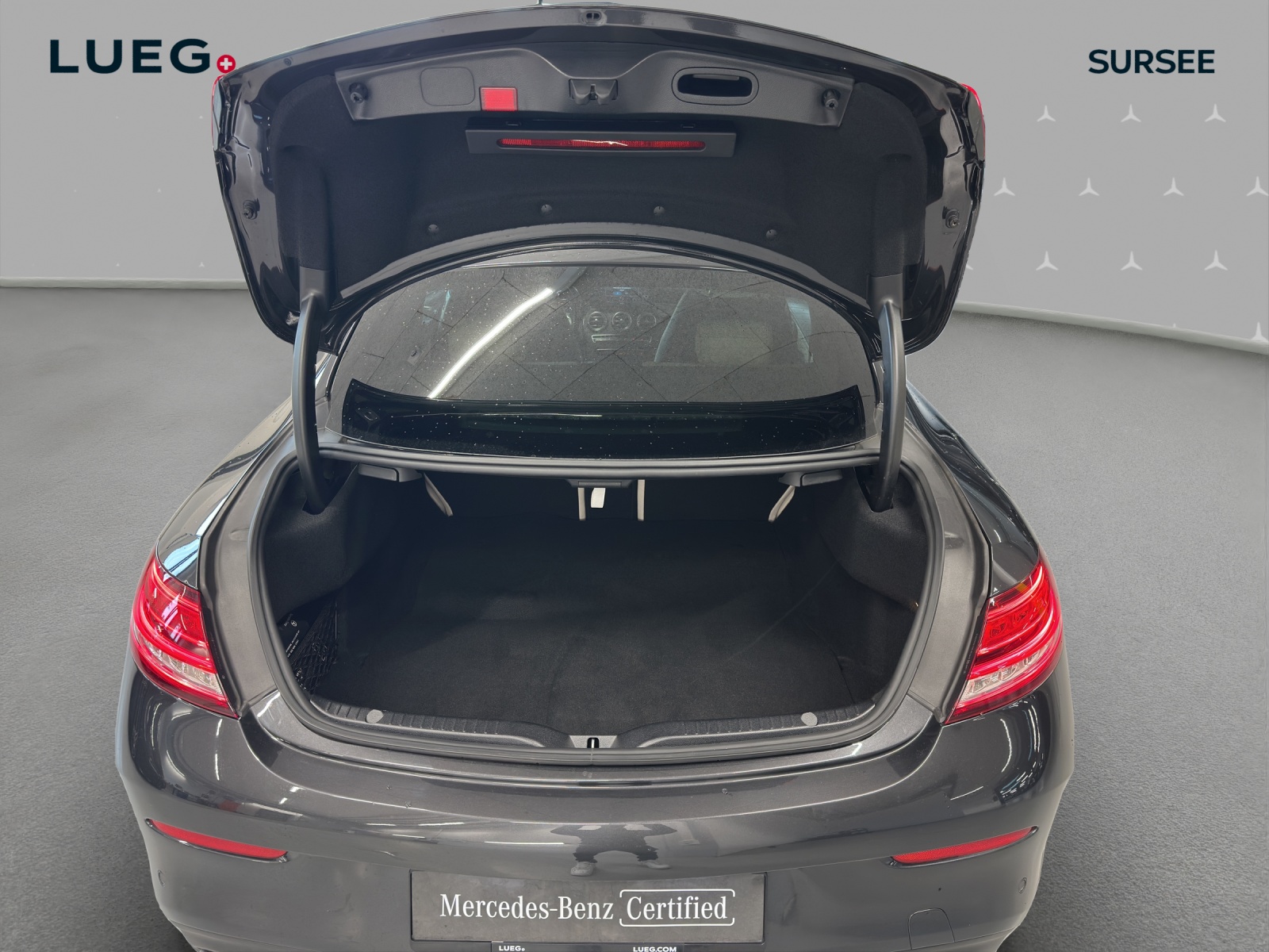 MERCEDES-BENZ C 300 Coupé 4Matic AMG Line + Premium + 9G-tronic-image-14
