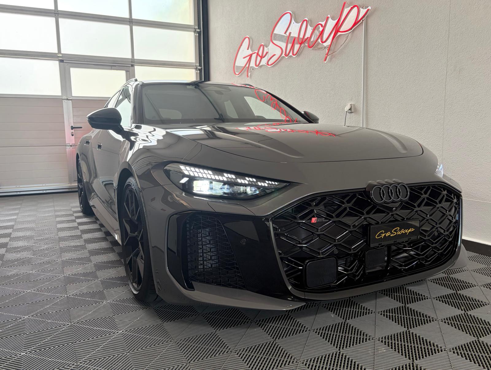 AUDI RS 5 Avant TFSI 470 kW Tiptronic quattro *Pack RS *Attelage*-image-6