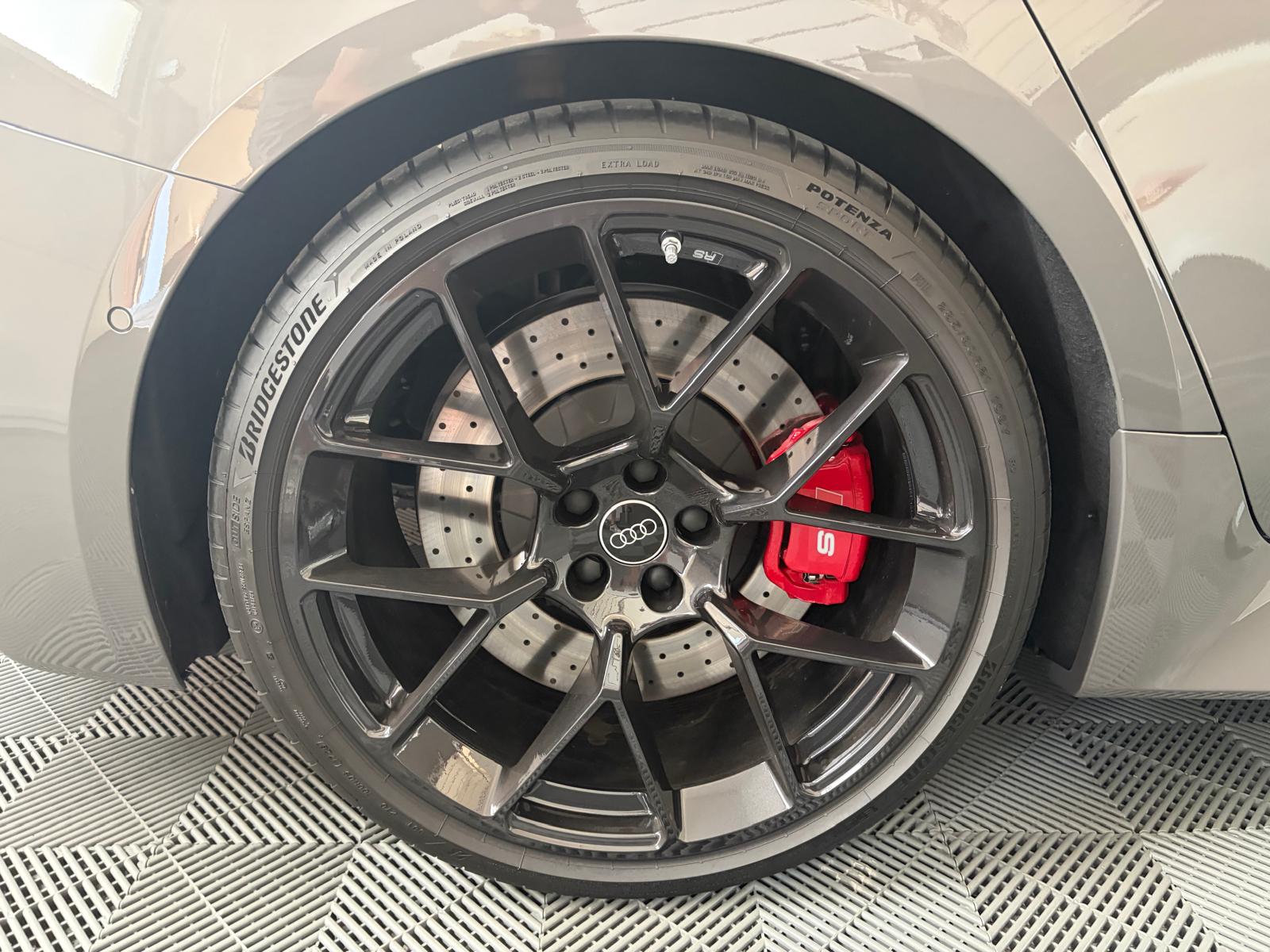 AUDI RS 5 Avant TFSI 470 kW Tiptronic quattro *Pack RS *Attelage*-image-31