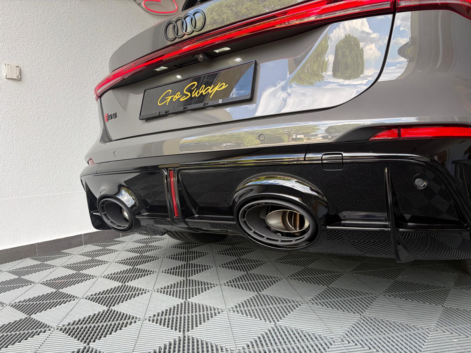 AUDI RS 5 Avant TFSI 470 kW Tiptronic quattro *Pack RS *Attelage*-image-4