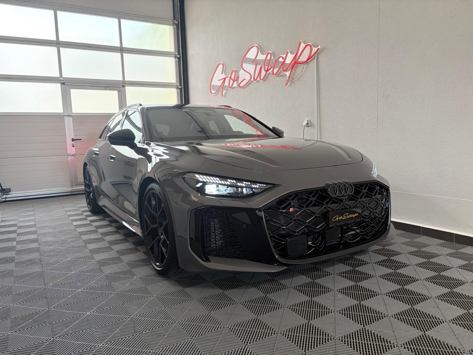 AUDI RS 5 Avant TFSI 470 kW Tiptronic quattro *Pack RS *Attelage*-image-5