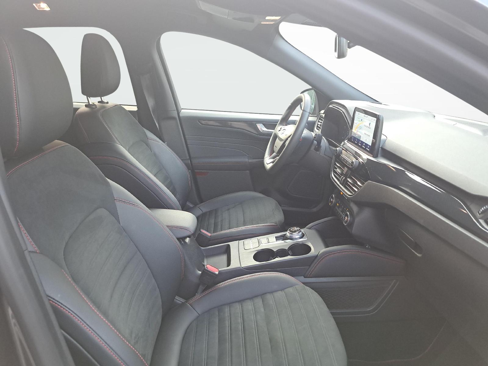 FORD Kuga 2.5 Hybrid ST-Line X 4x4-image-9