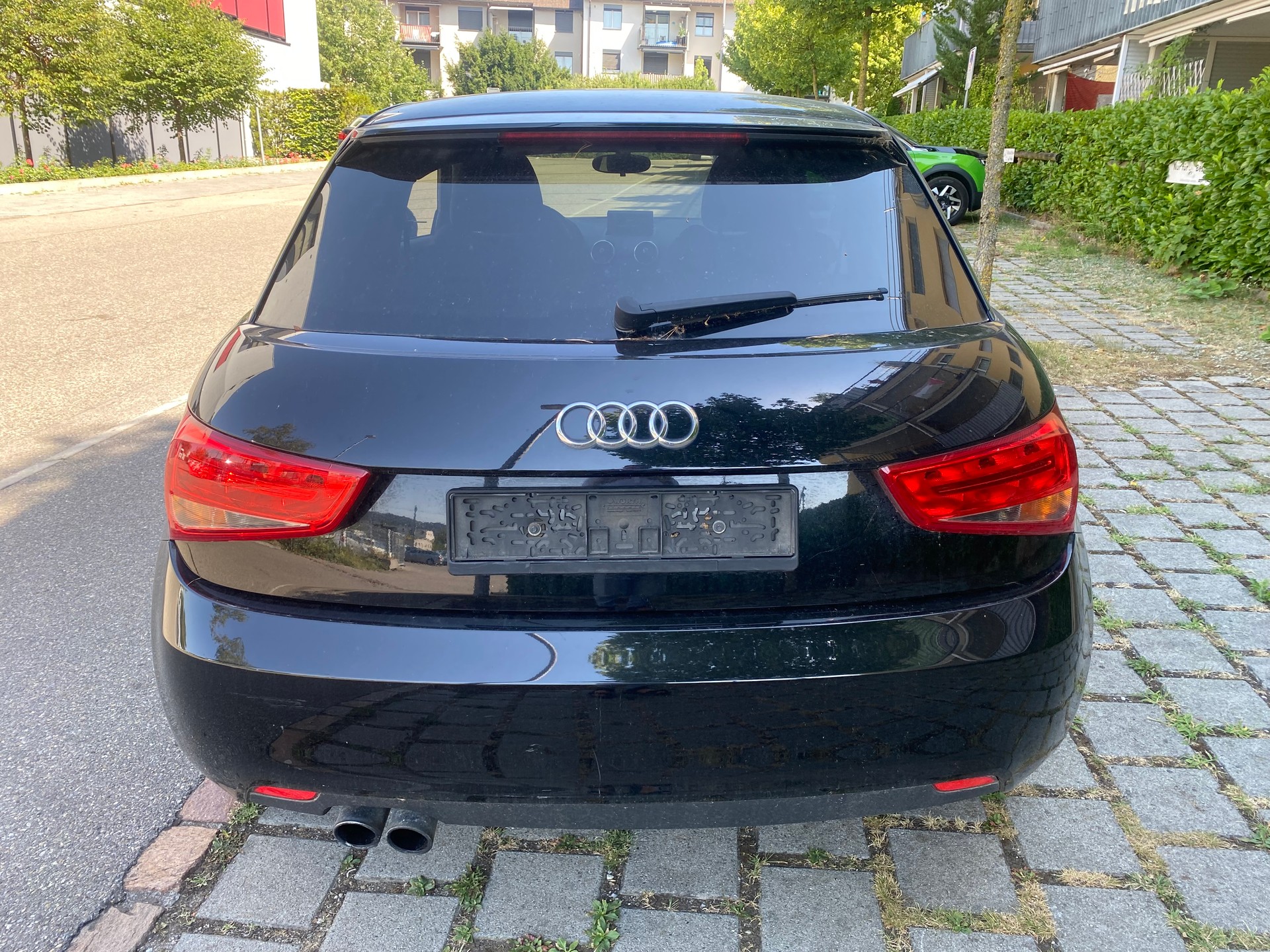 AUDI A1 1.4 TFSI Attraction S-tronic-image-7