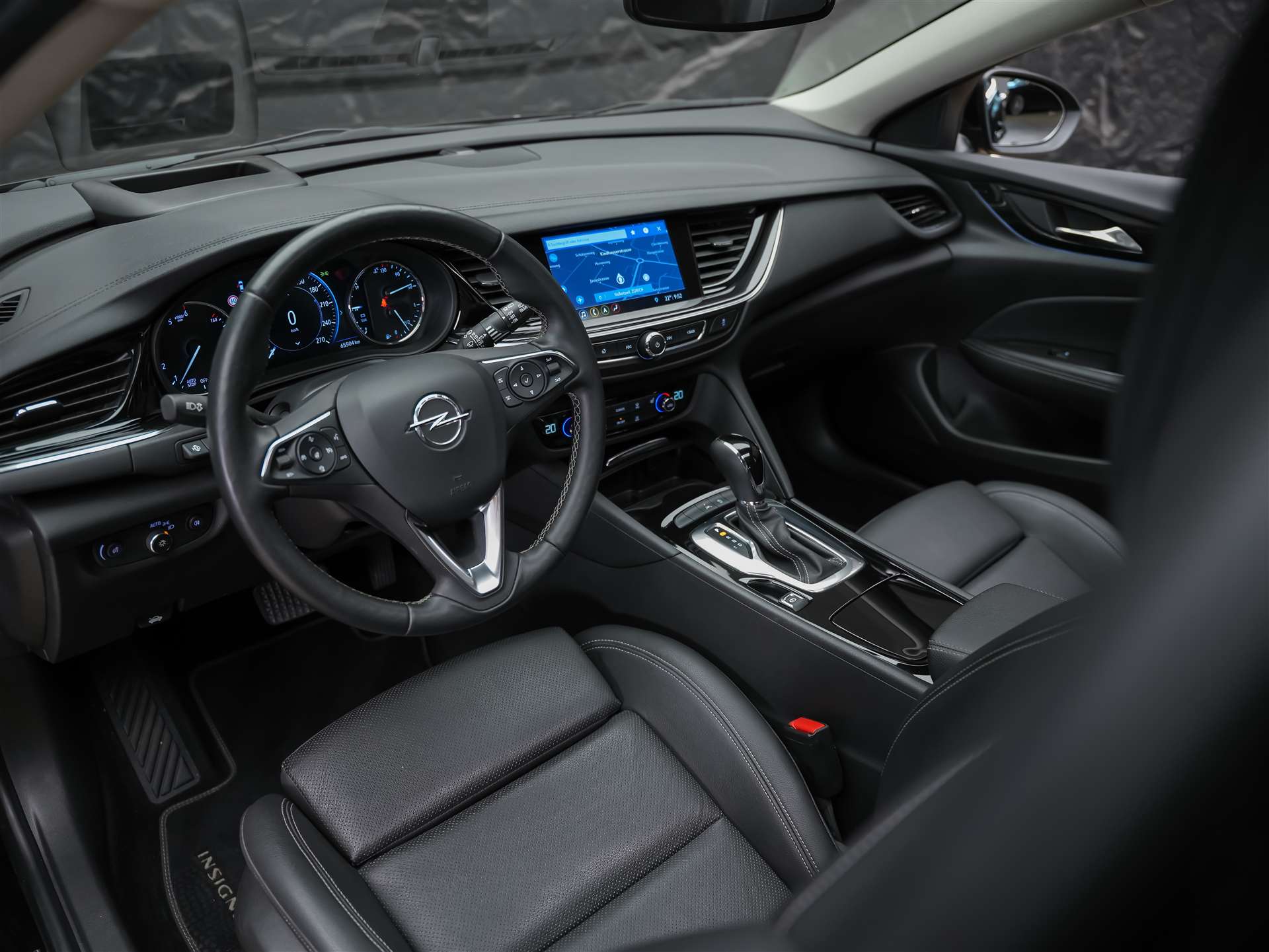 OPEL Insignia 2.0 BiDTI Sports Tourer Excellence 4WD A. *Panorama*Matrix-LED*Head_up*Lenkradheizung*-image-7