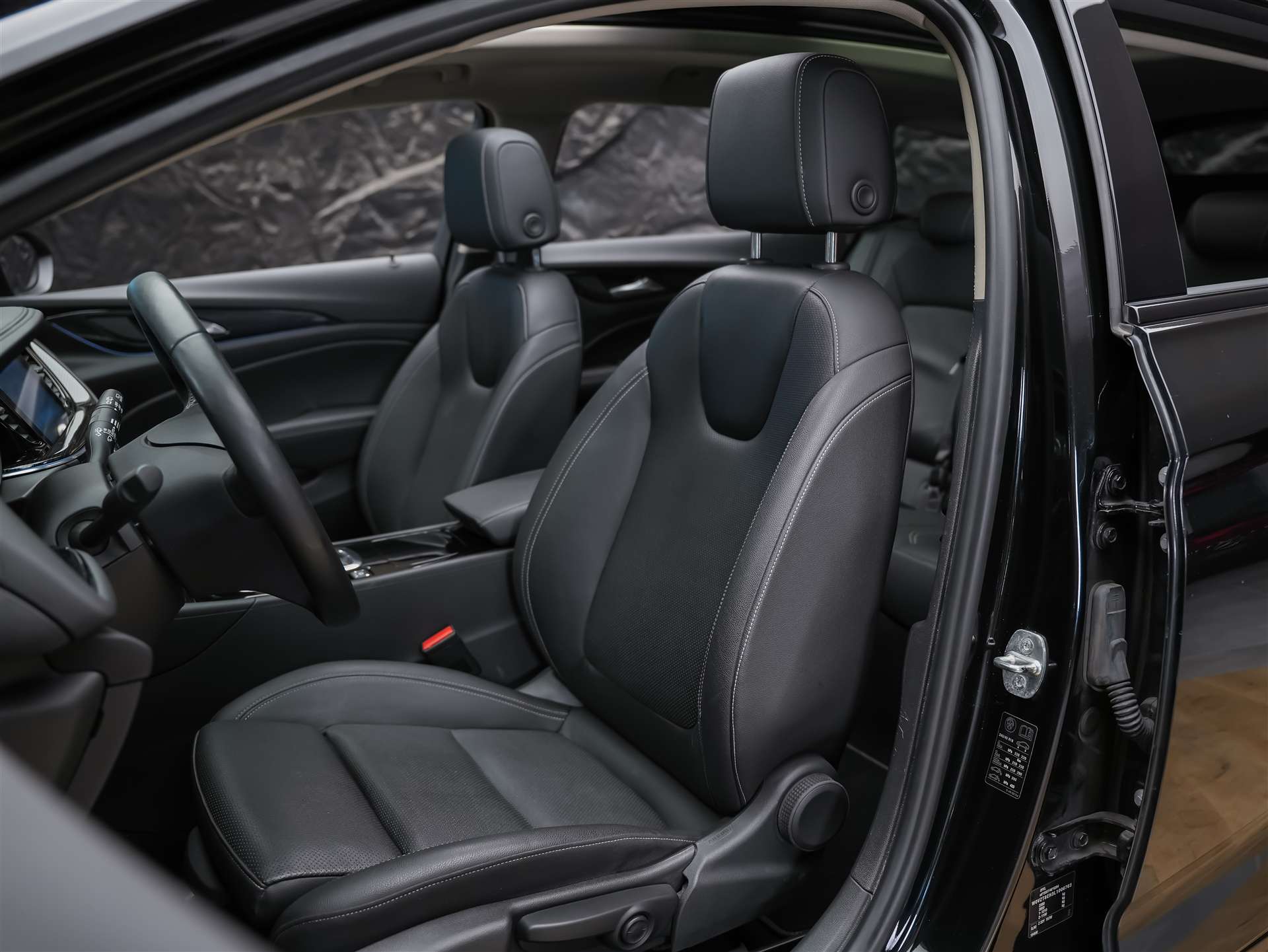 OPEL Insignia 2.0 BiDTI Sports Tourer Excellence 4WD A. *Panorama*Matrix-LED*Head_up*Lenkradheizung*-image-8