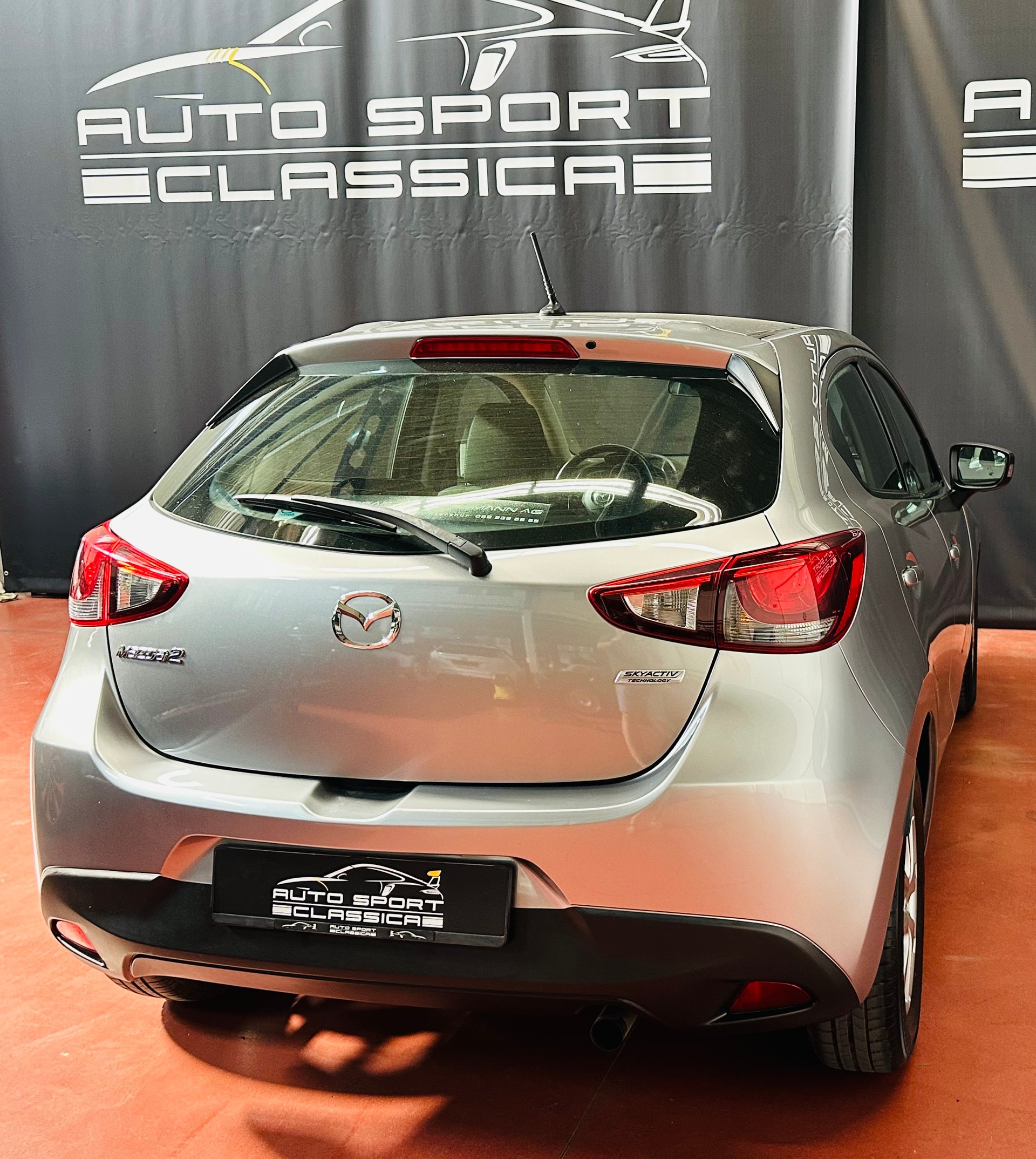 MAZDA 2 1.5i 16V Skyactiv-G Ambition-image-9