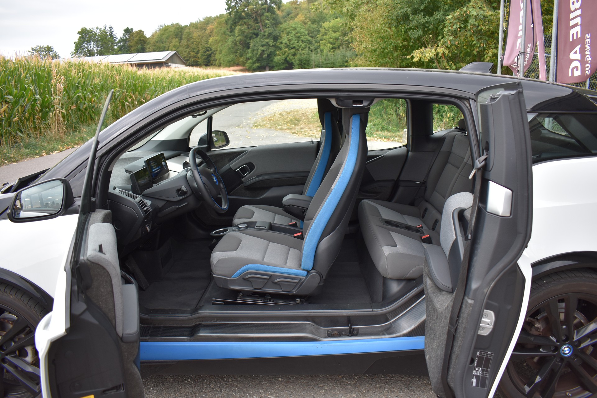 BMW i3s (120Ah)-image-10