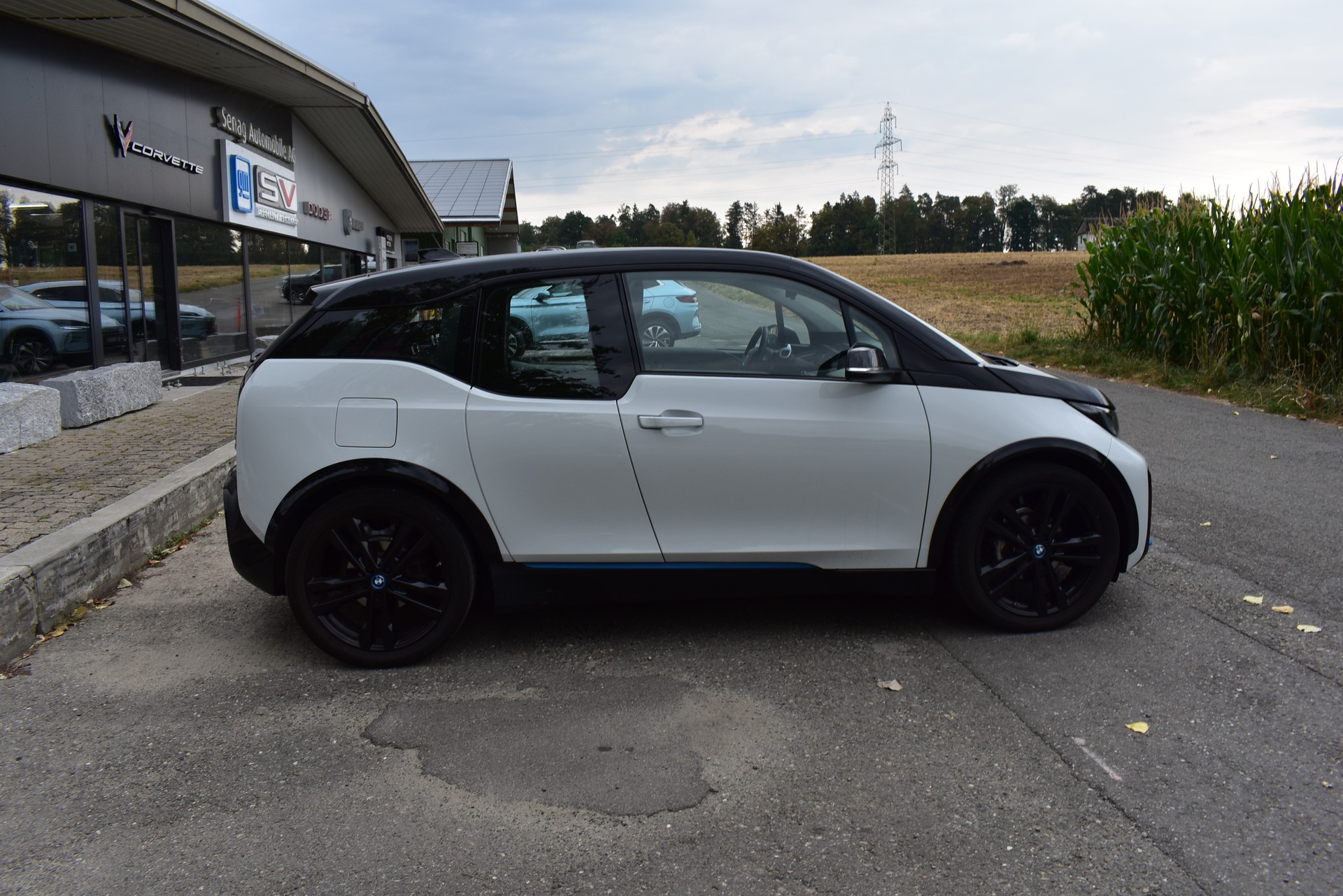 BMW i3s (120Ah)-image-2