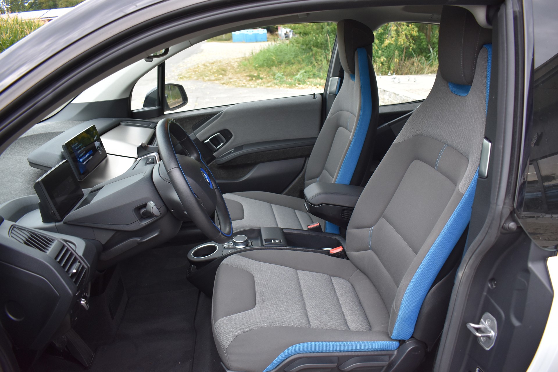 BMW i3s (120Ah)-image-8