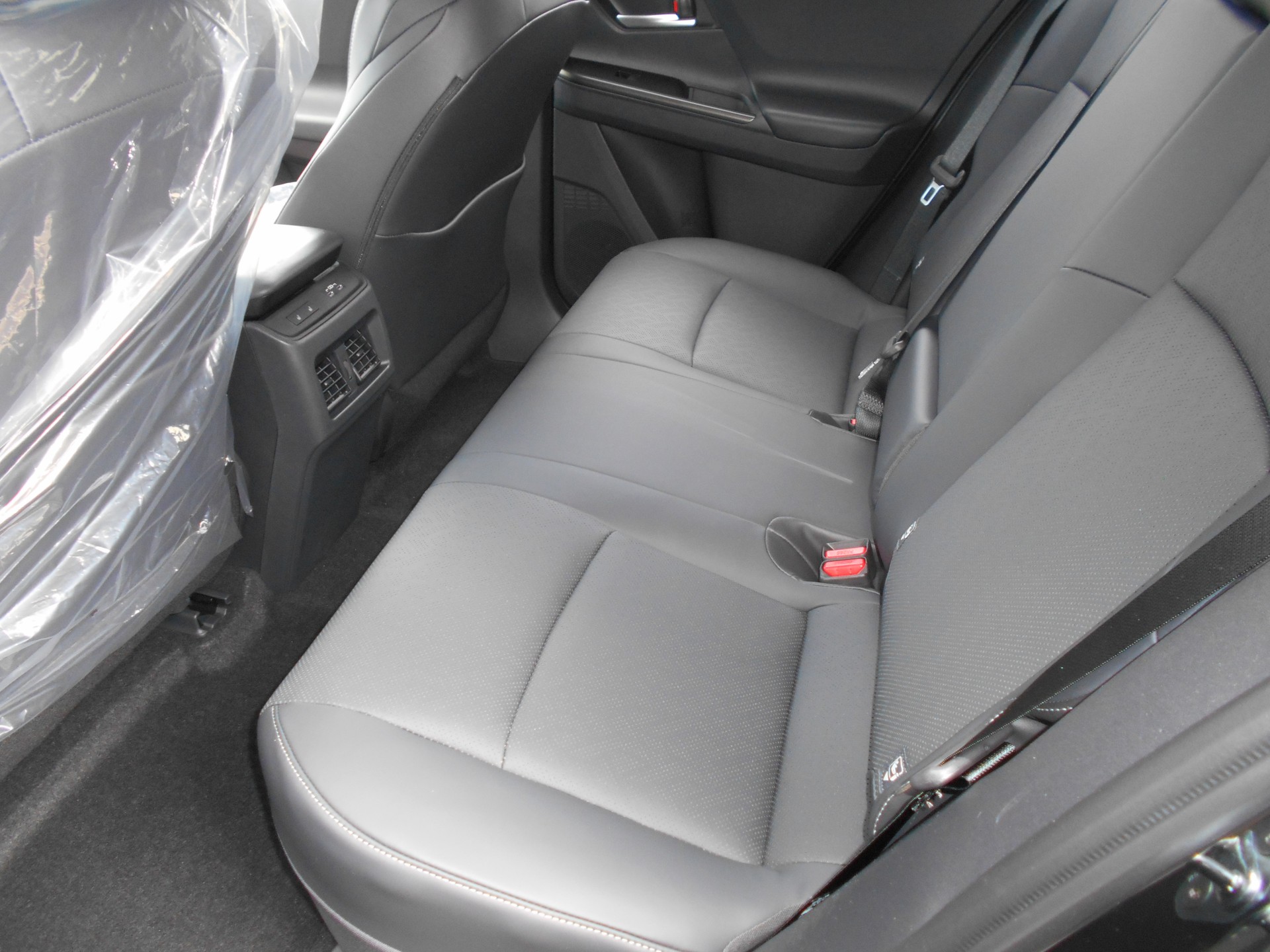 SUBARU Uncharted EV Luxury-image-7
