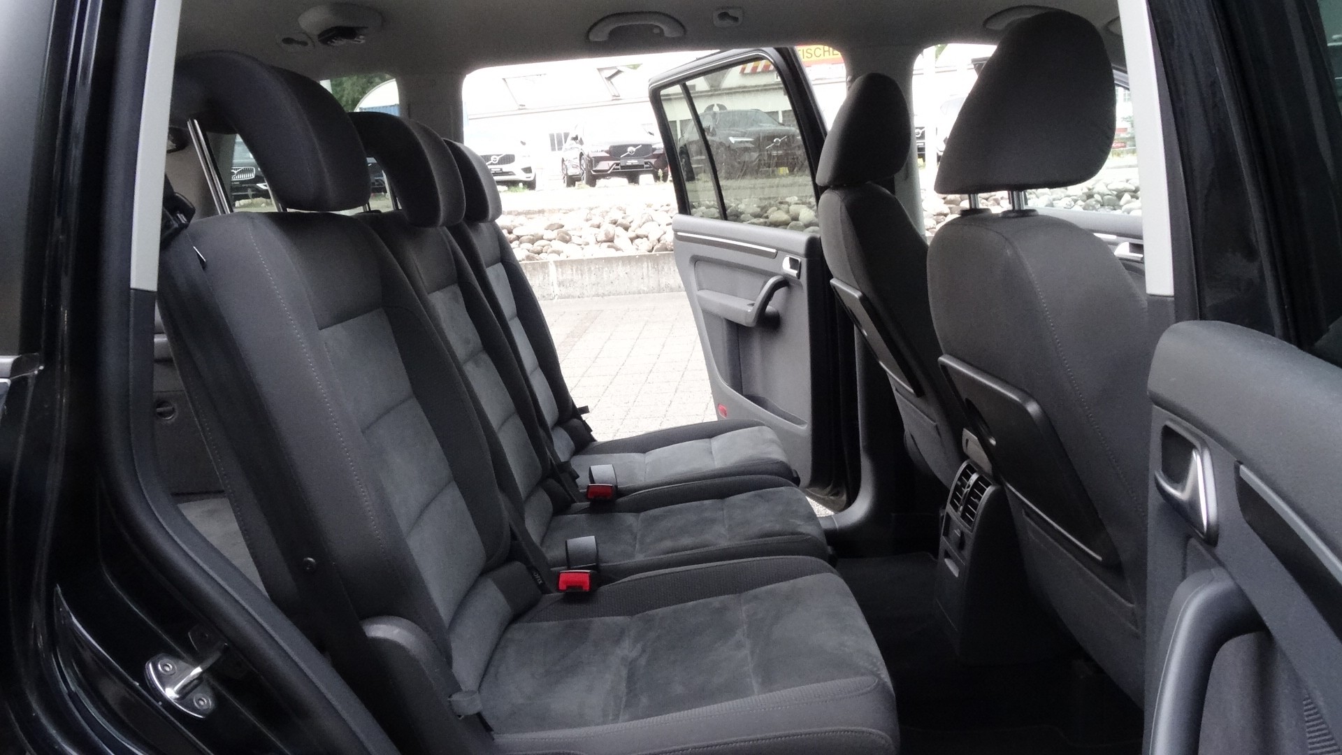VW Touran 1.4 TSI Highline DSG-image-13