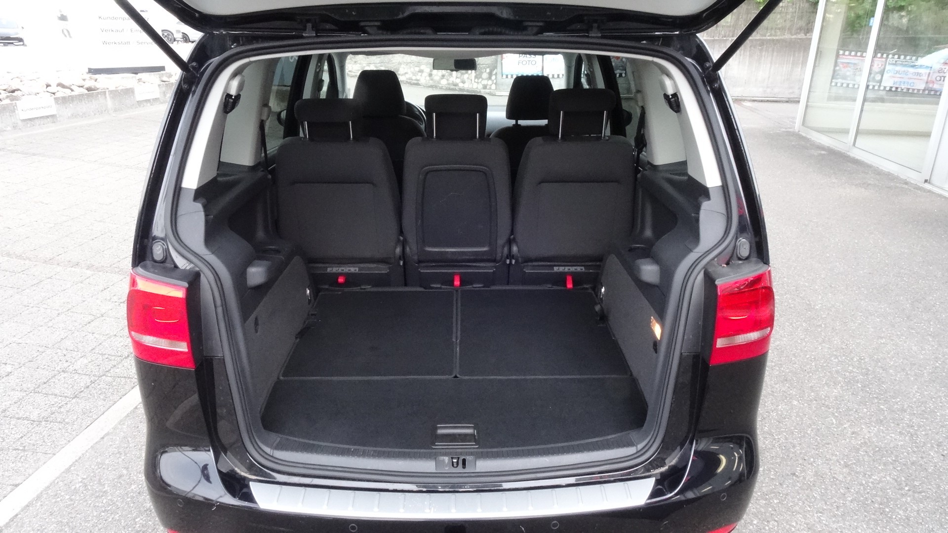 VW Touran 1.4 TSI Highline DSG-image-8
