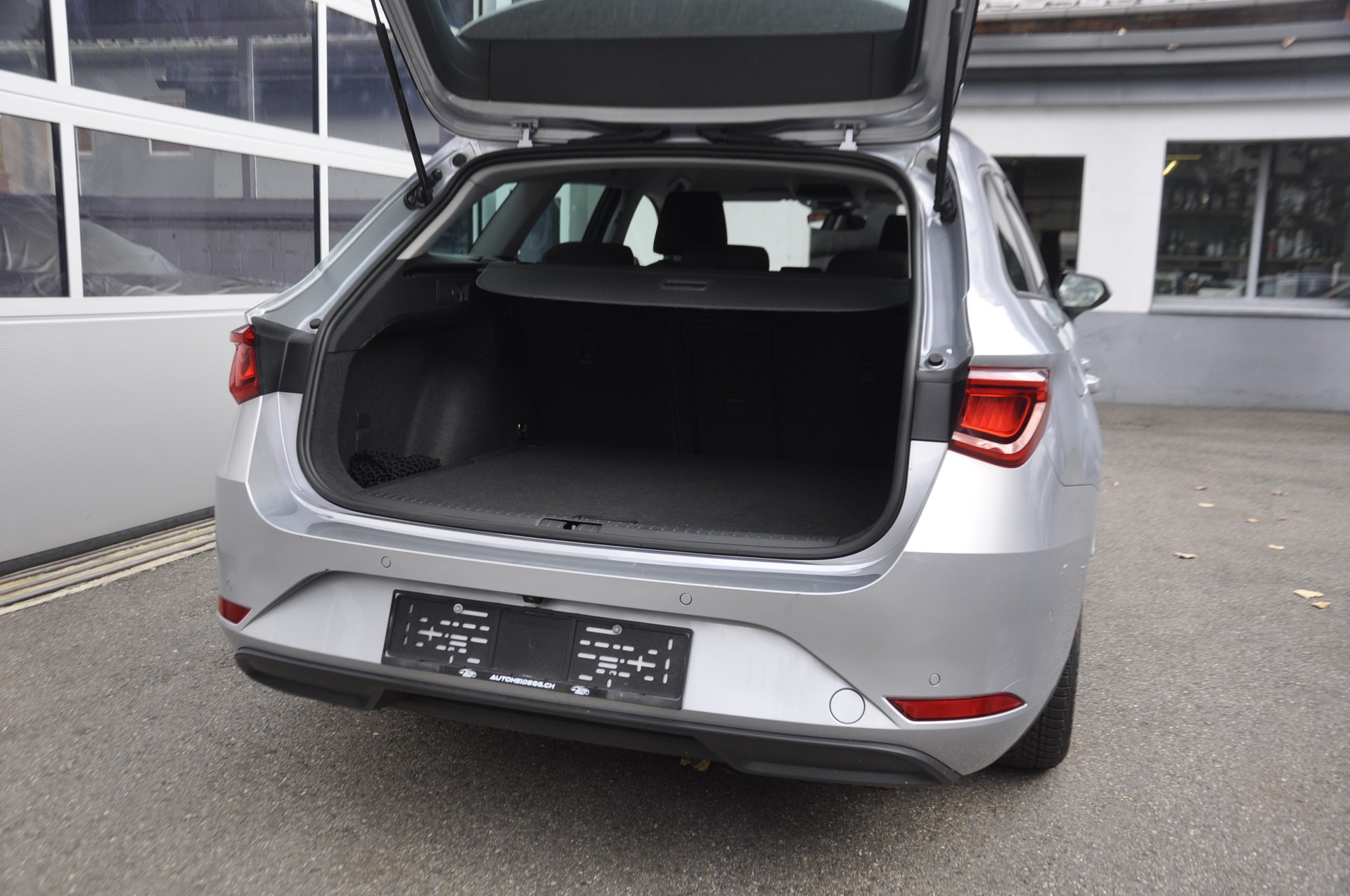 SEAT Leon ST 2.0 TDI EVO DSG 4Drive Style-image-14