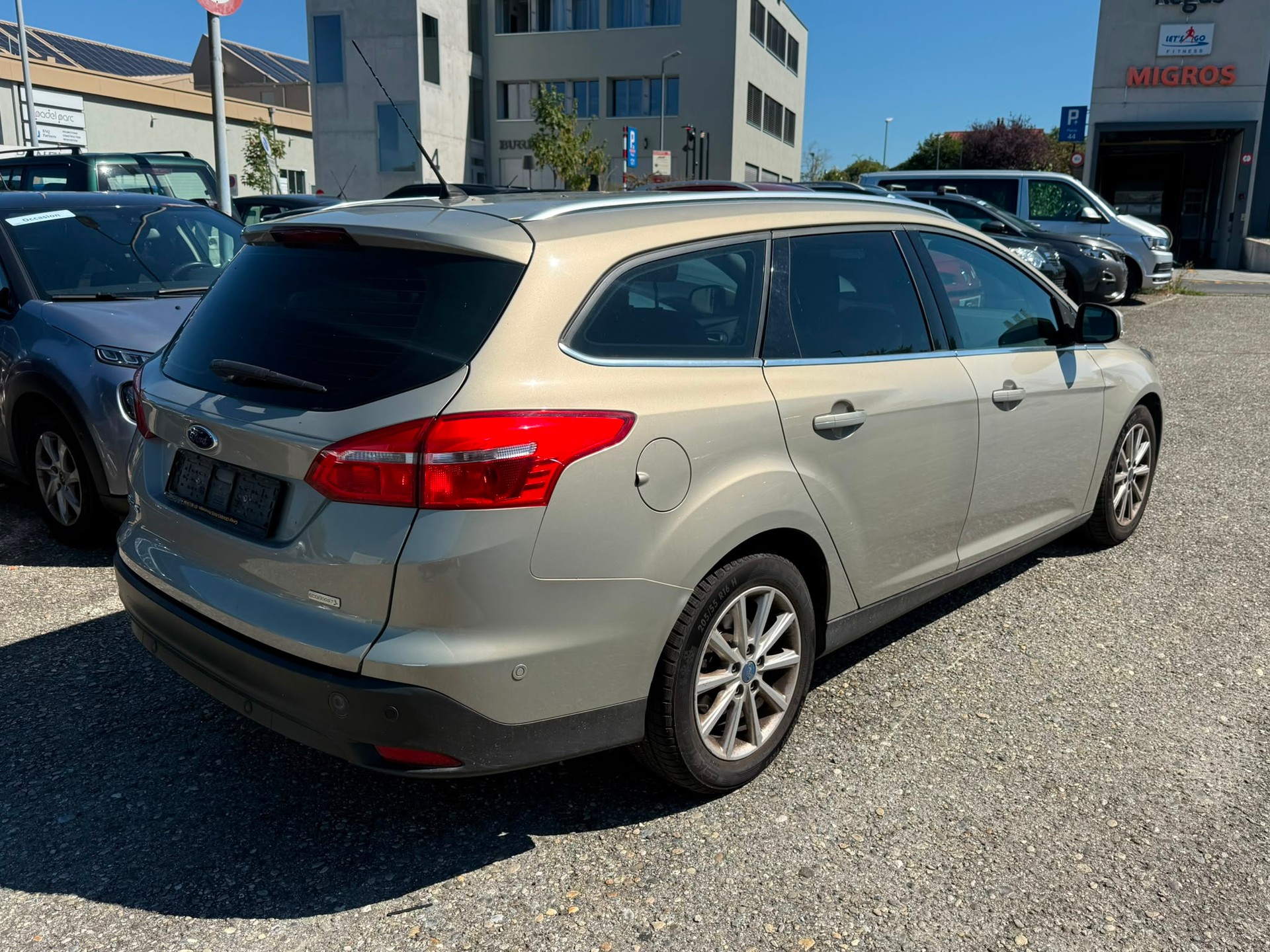 FORD Focus 1.0 SCTi Trend-image-2