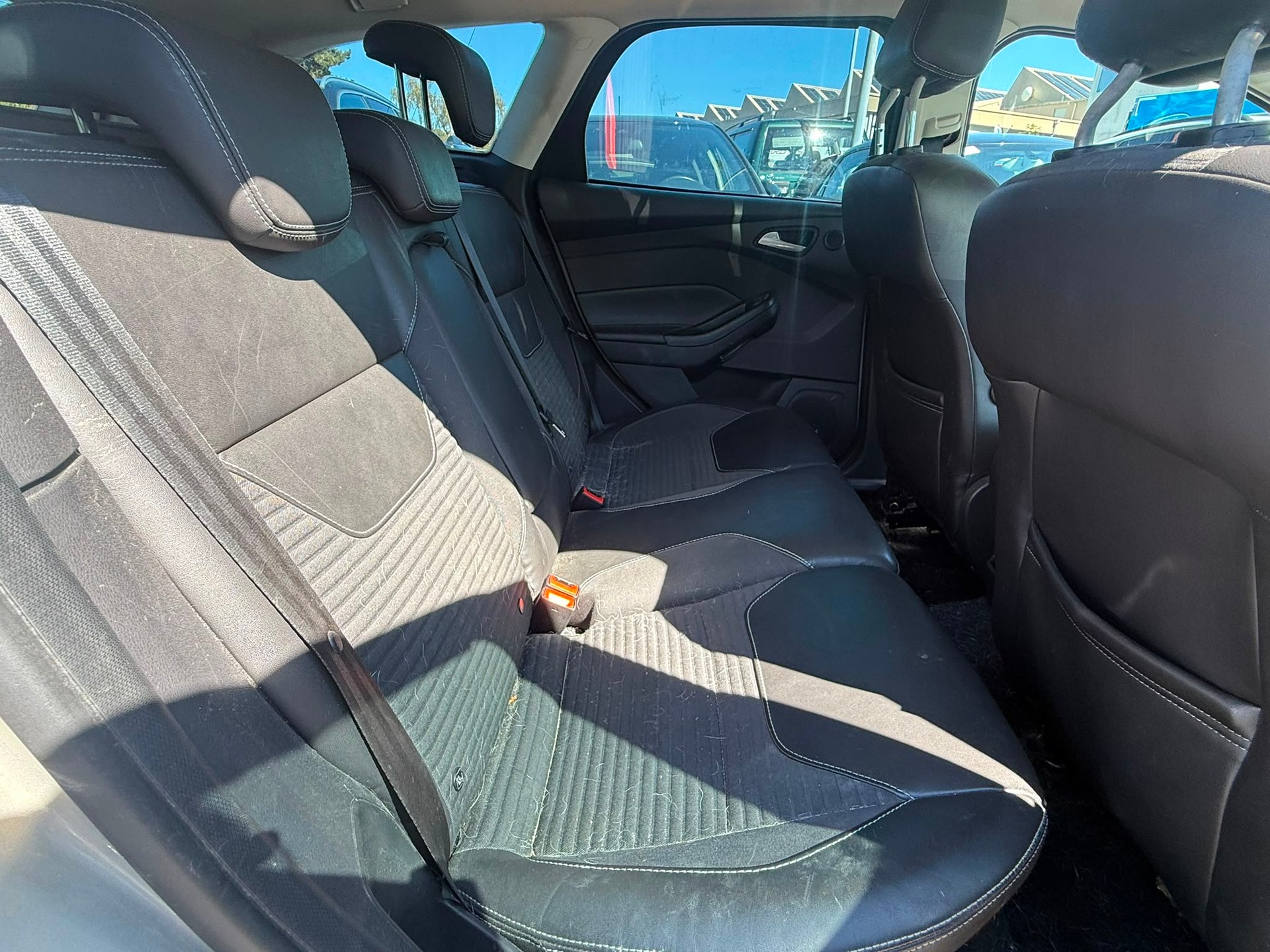 FORD Focus 1.0 SCTi Trend-image-9