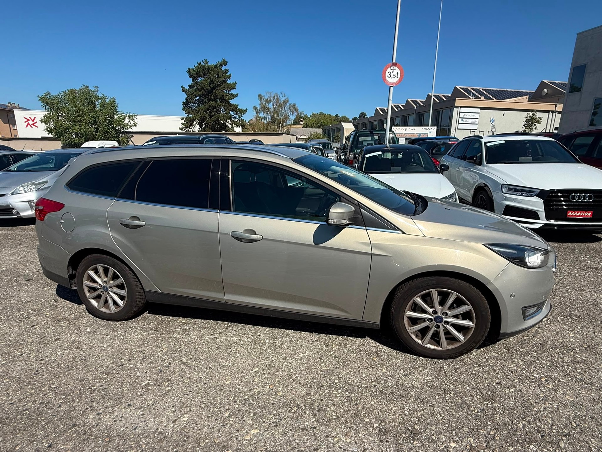 FORD Focus 1.0 SCTi Trend-image-3