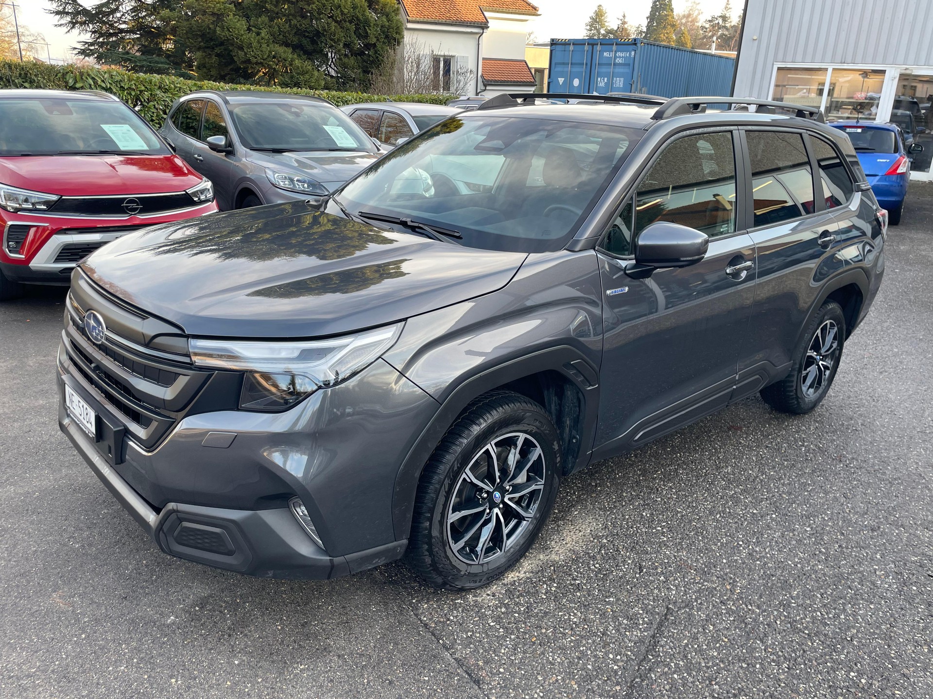 SUBARU Forester Station 2.0i e-Boxer Swiss Plus-image-2