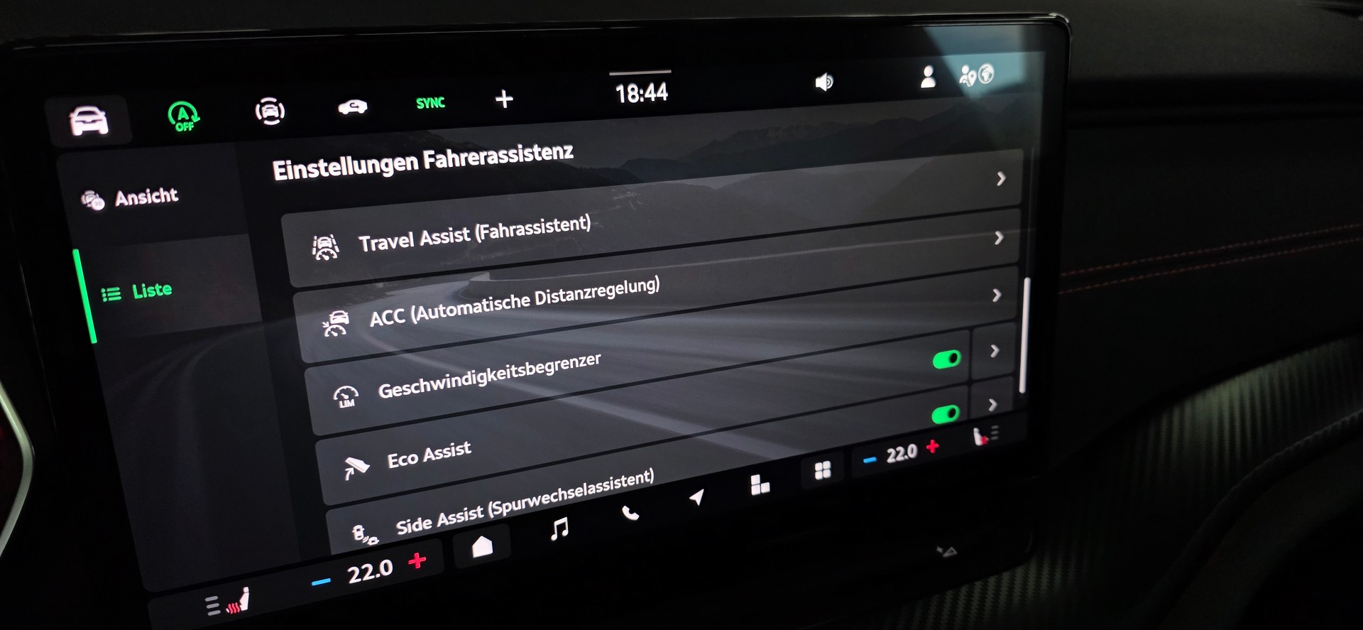 SKODA Octavia Combi 2.0 TSI DSG RS-image-16