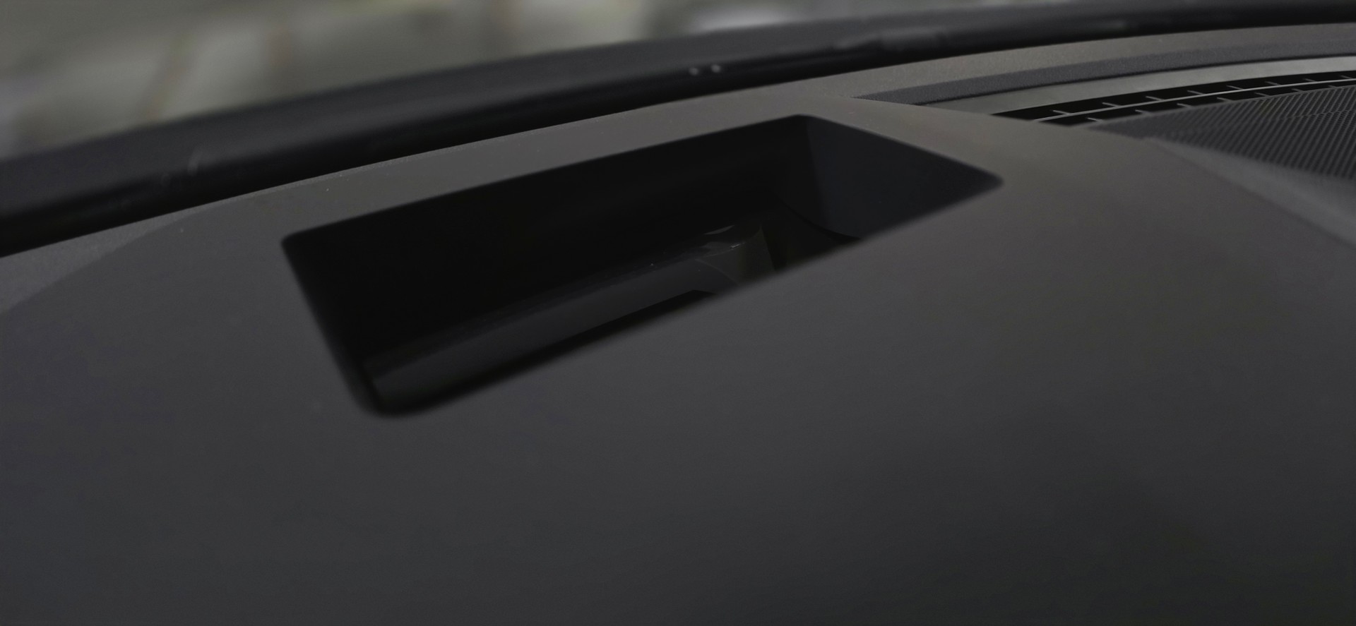 SKODA Octavia Combi 2.0 TSI DSG RS-image-18
