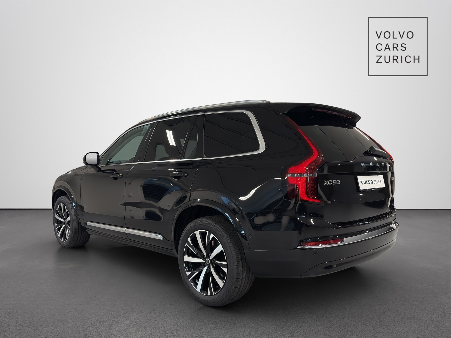 VOLVO XC90 2.0 B5 MH Plus Bright AWD-image-1