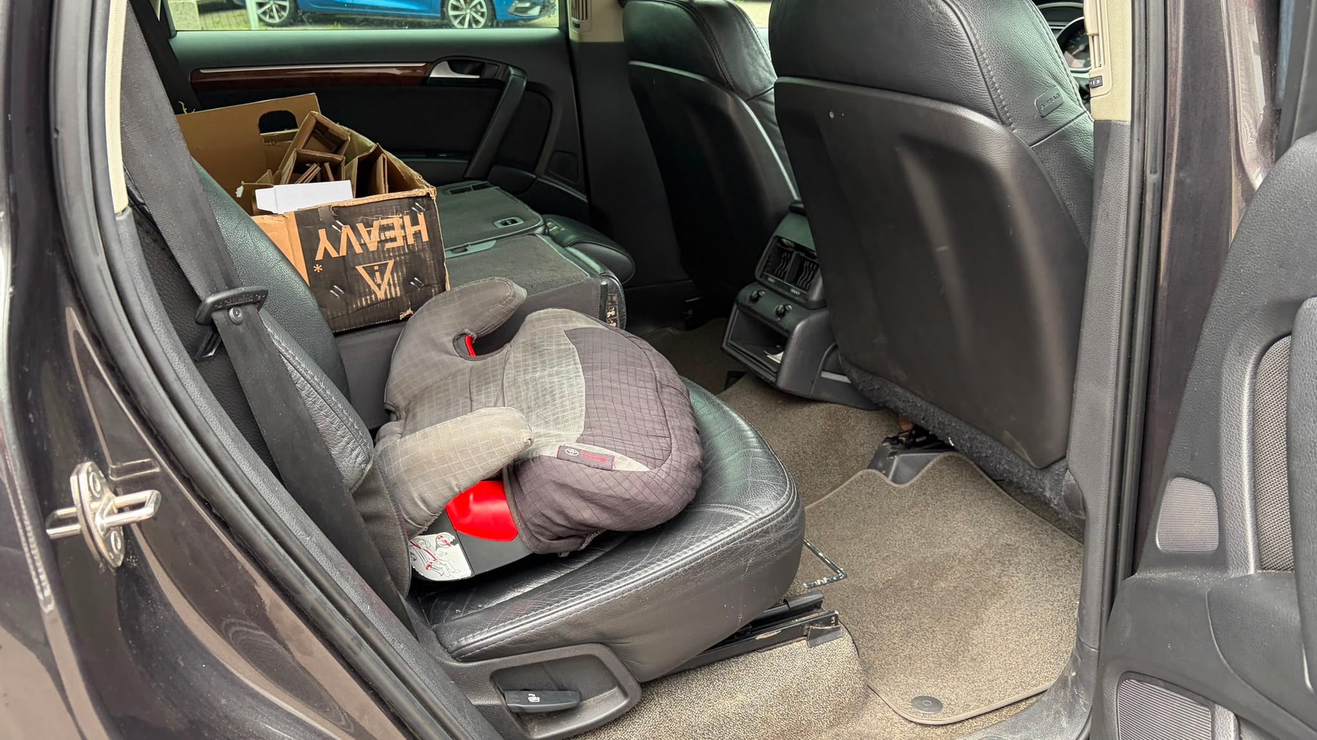 AUDI Q7 3.0 TDI quattro tiptronic-image-8
