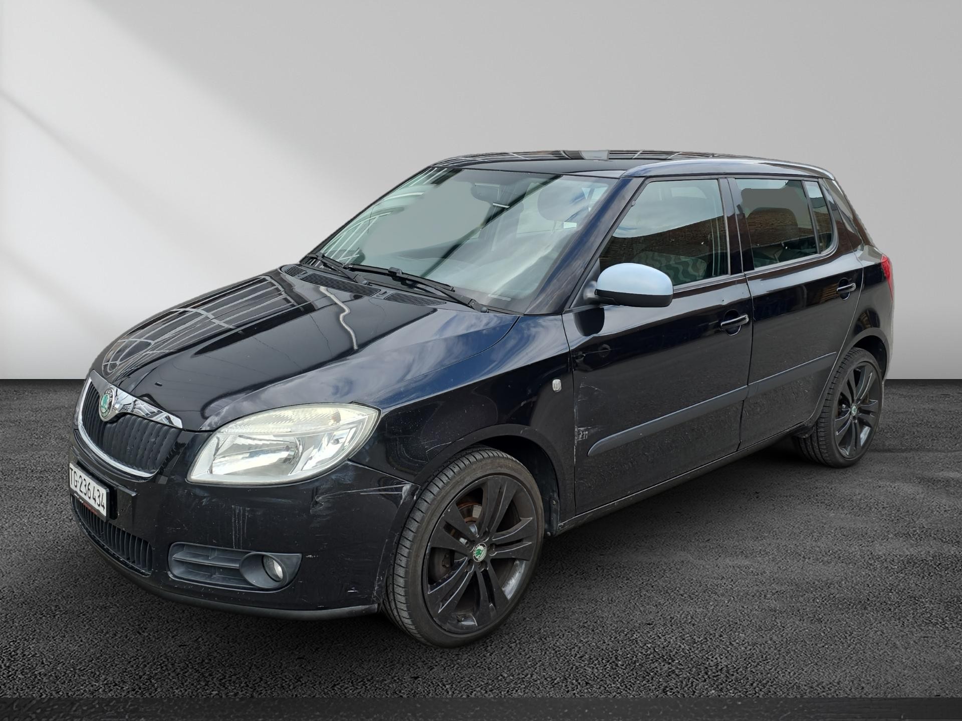 SKODA Fabia 1.2 Entry-image-0