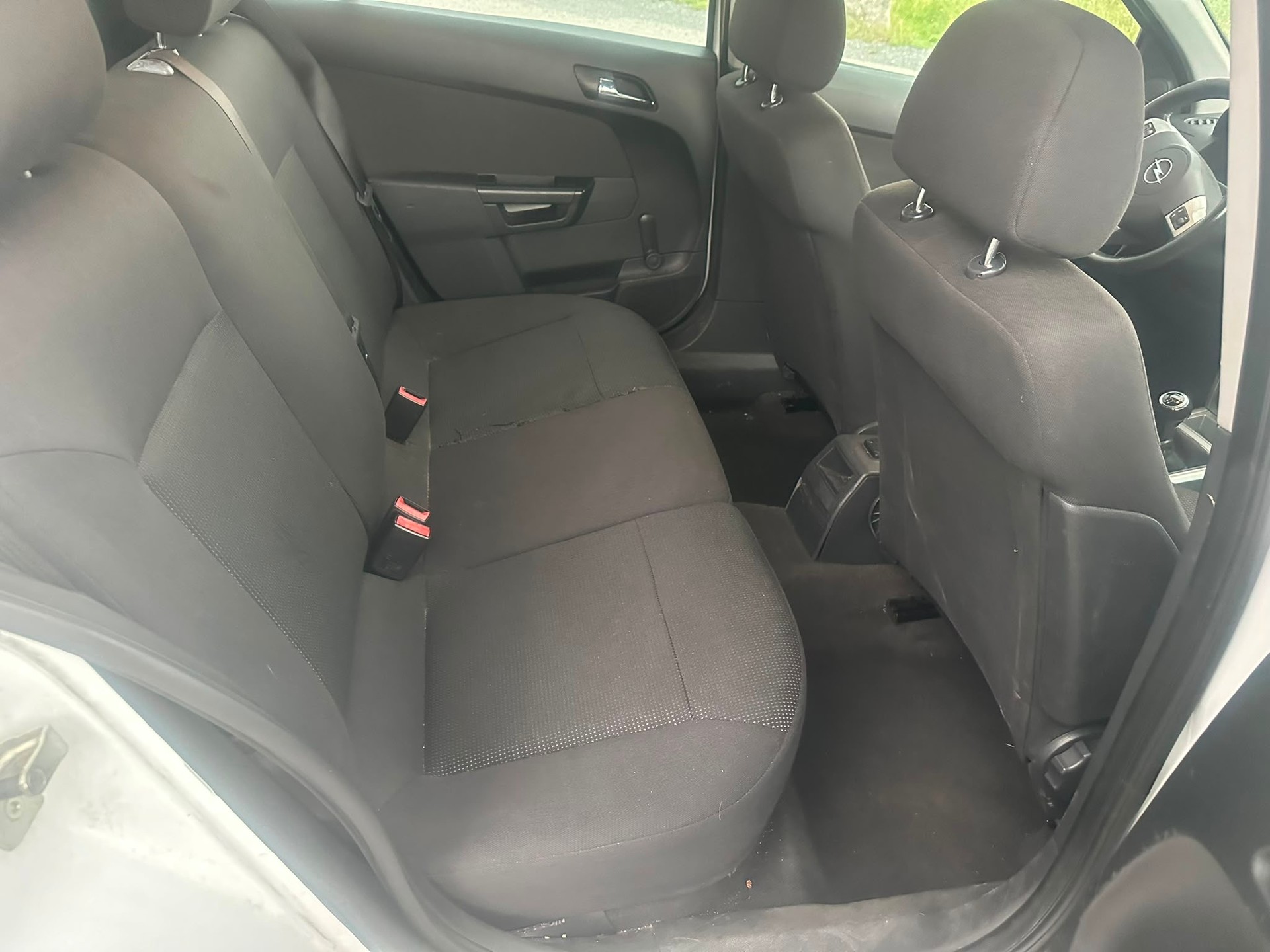 OPEL Astra Caravan 1.6i 16V Enjoy-image-12
