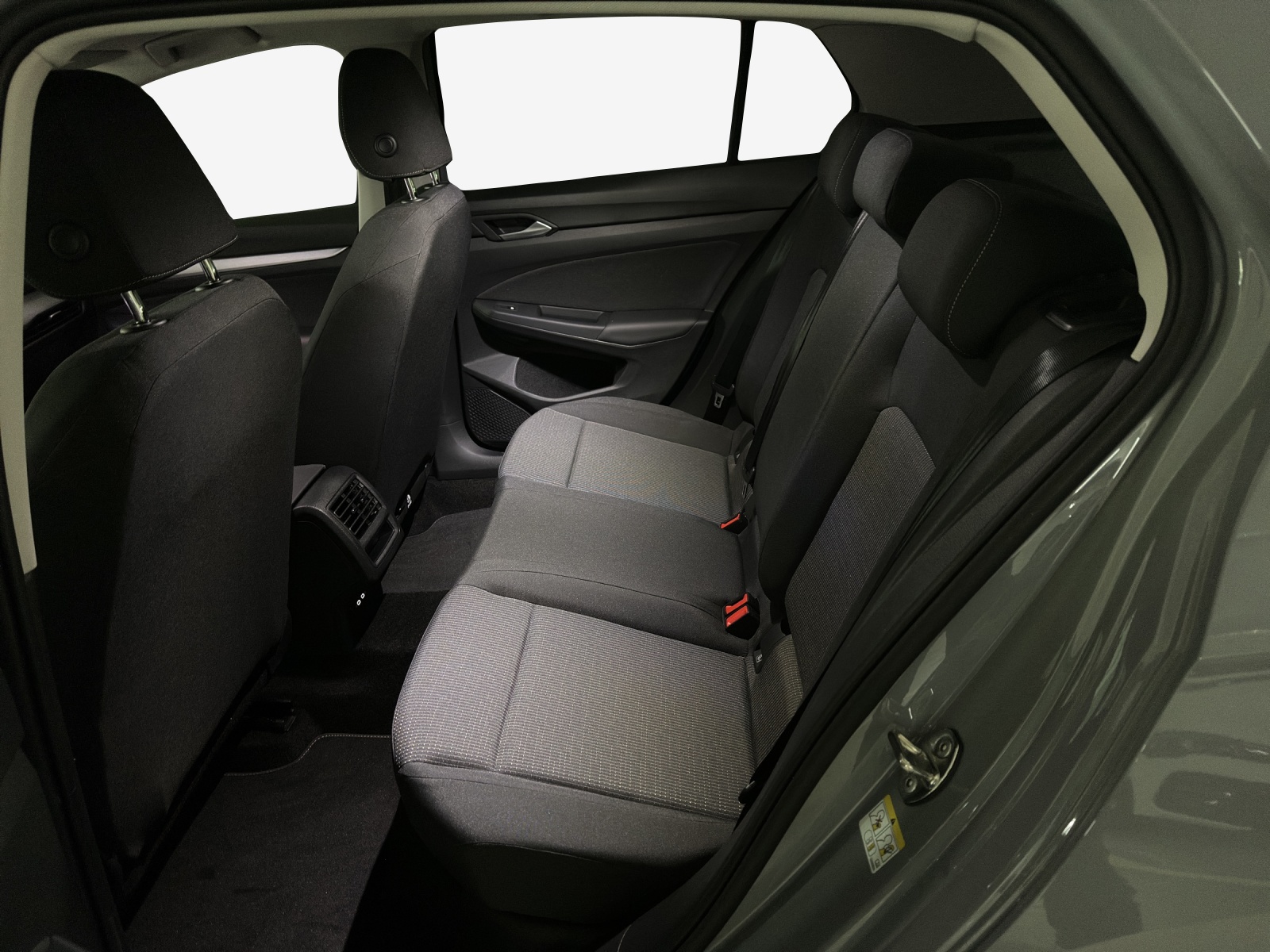 VW Golf 1.5 e TSI mHEV Value DSG-image-11
