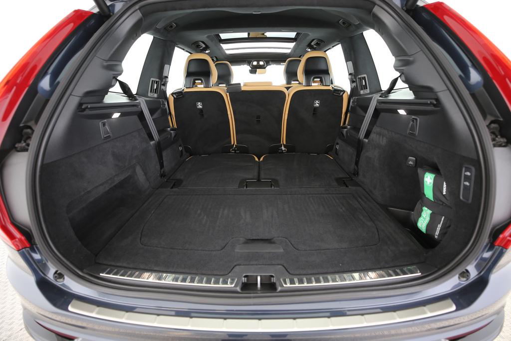 VOLVO XC90 2.0 T8 TE Ultimate Dark 7P. eAWD-image-12