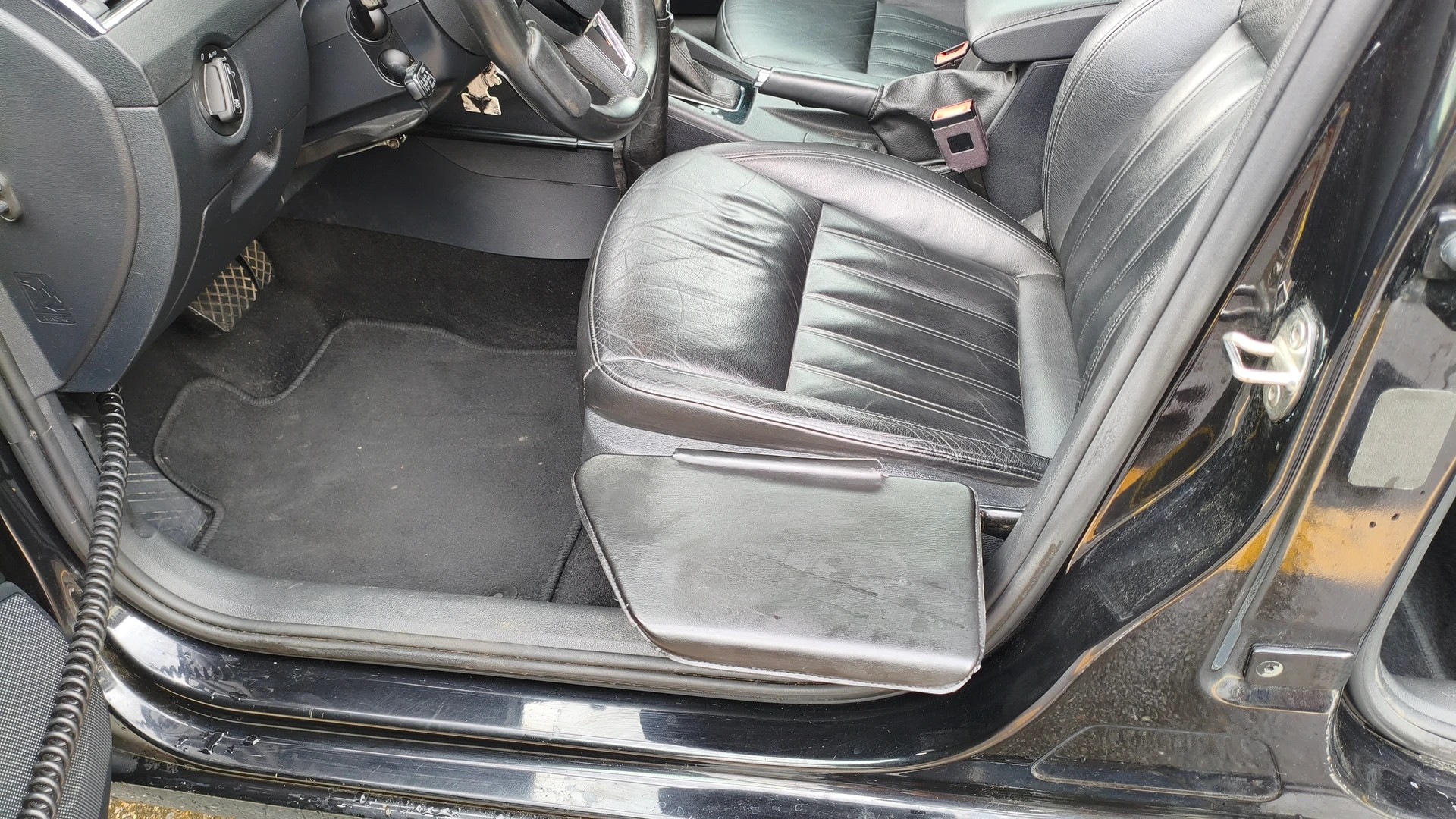 SKODA Octavia Combi 1.8 TSI Style 4x4 DSG-image-9