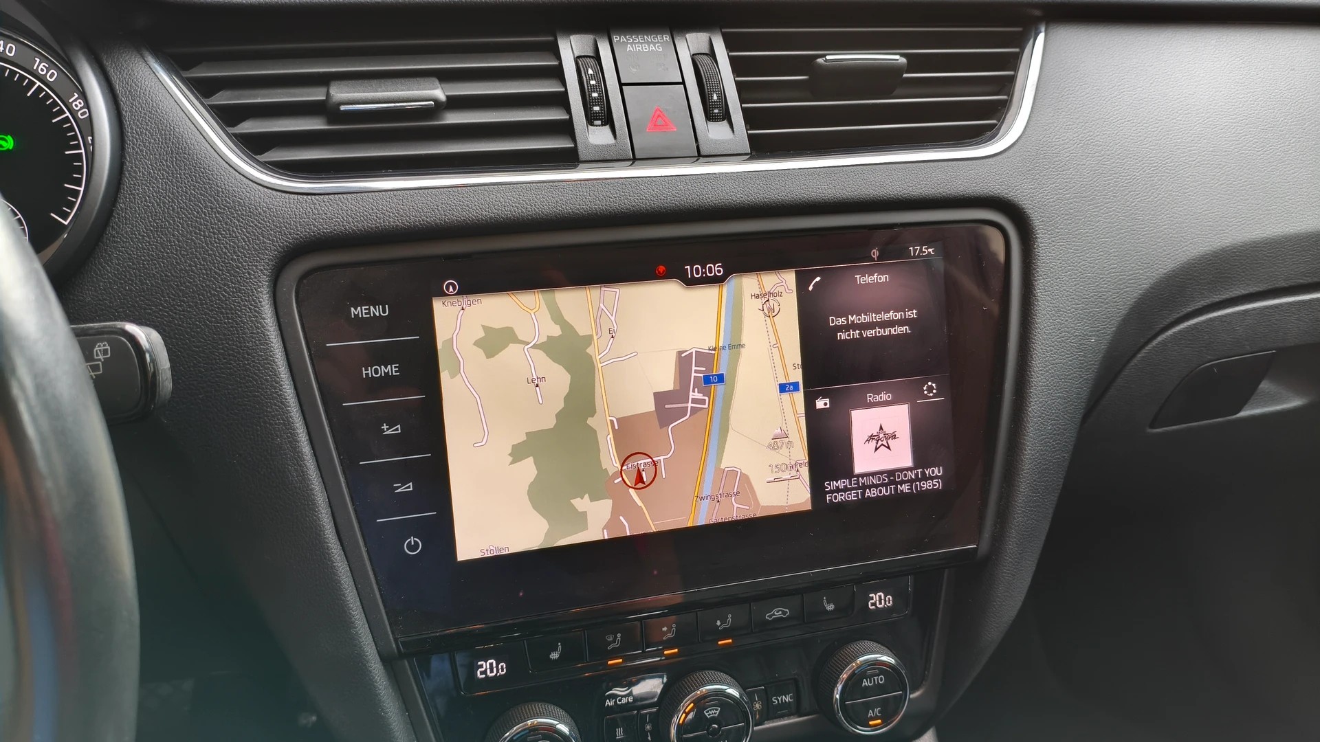 SKODA Octavia Combi 1.8 TSI Style 4x4 DSG-image-13