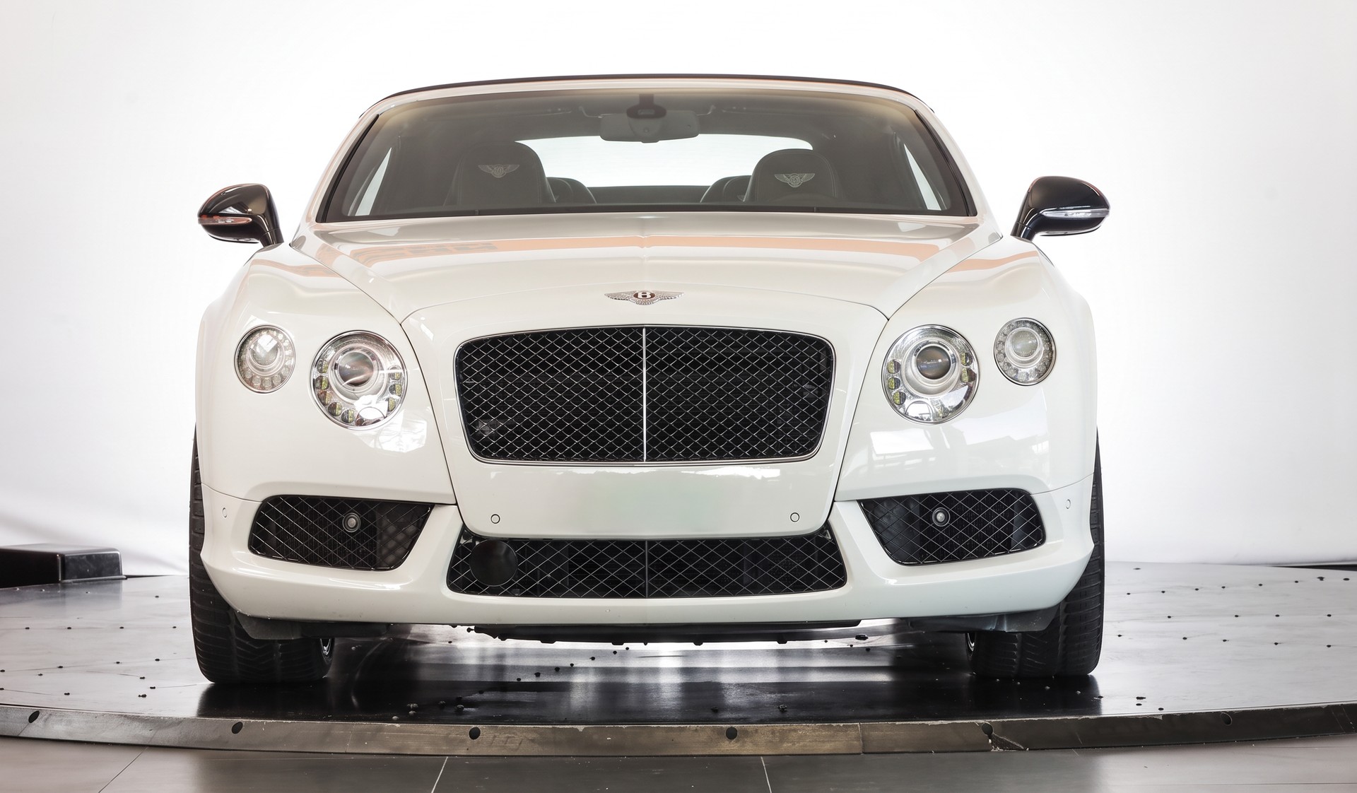 BENTLEY Continental GTC 4.0 V8 * ACC *-showroom-element-1