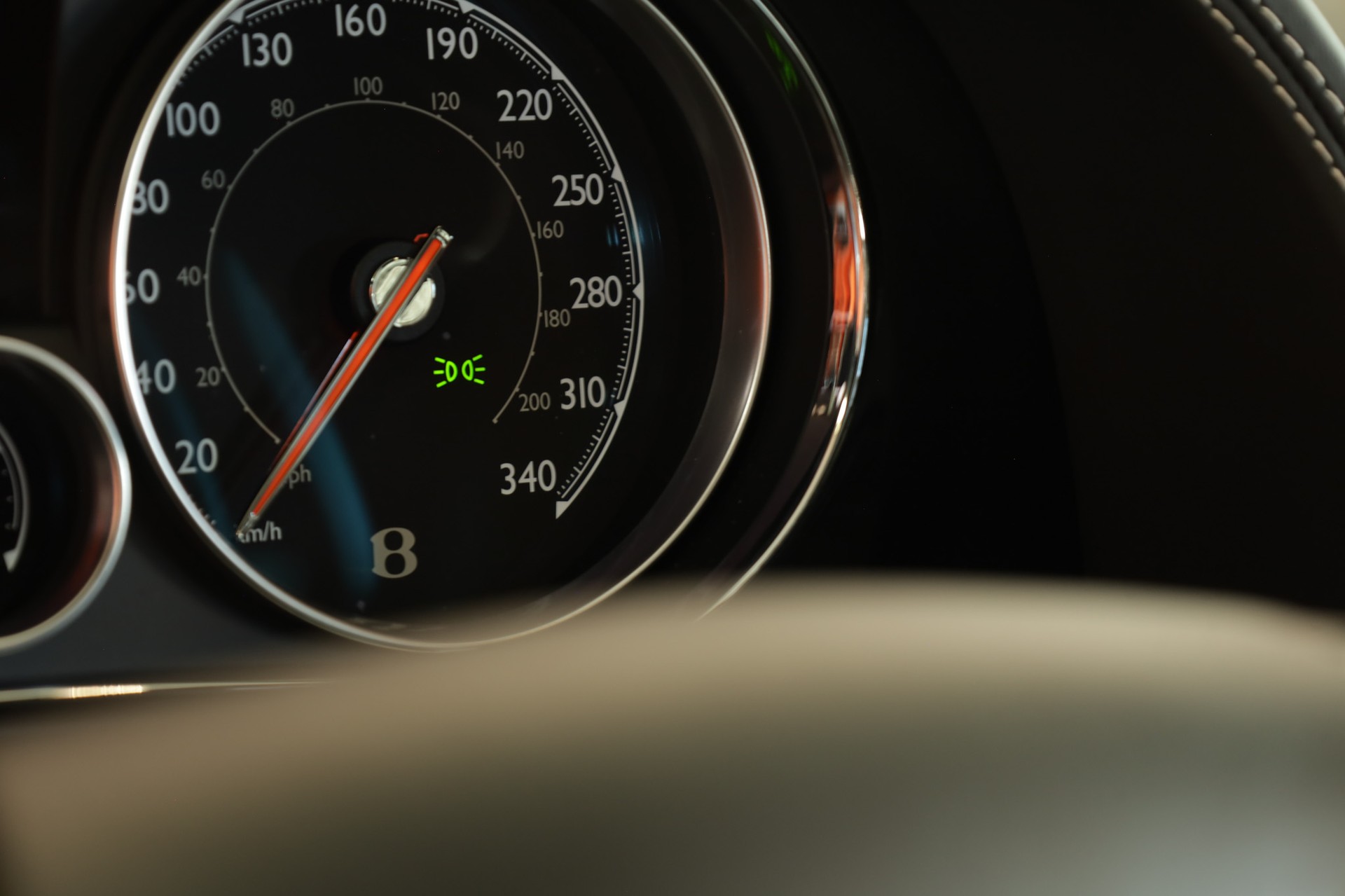 BENTLEY Continental GTC 4.0 V8 * ACC *-image-21