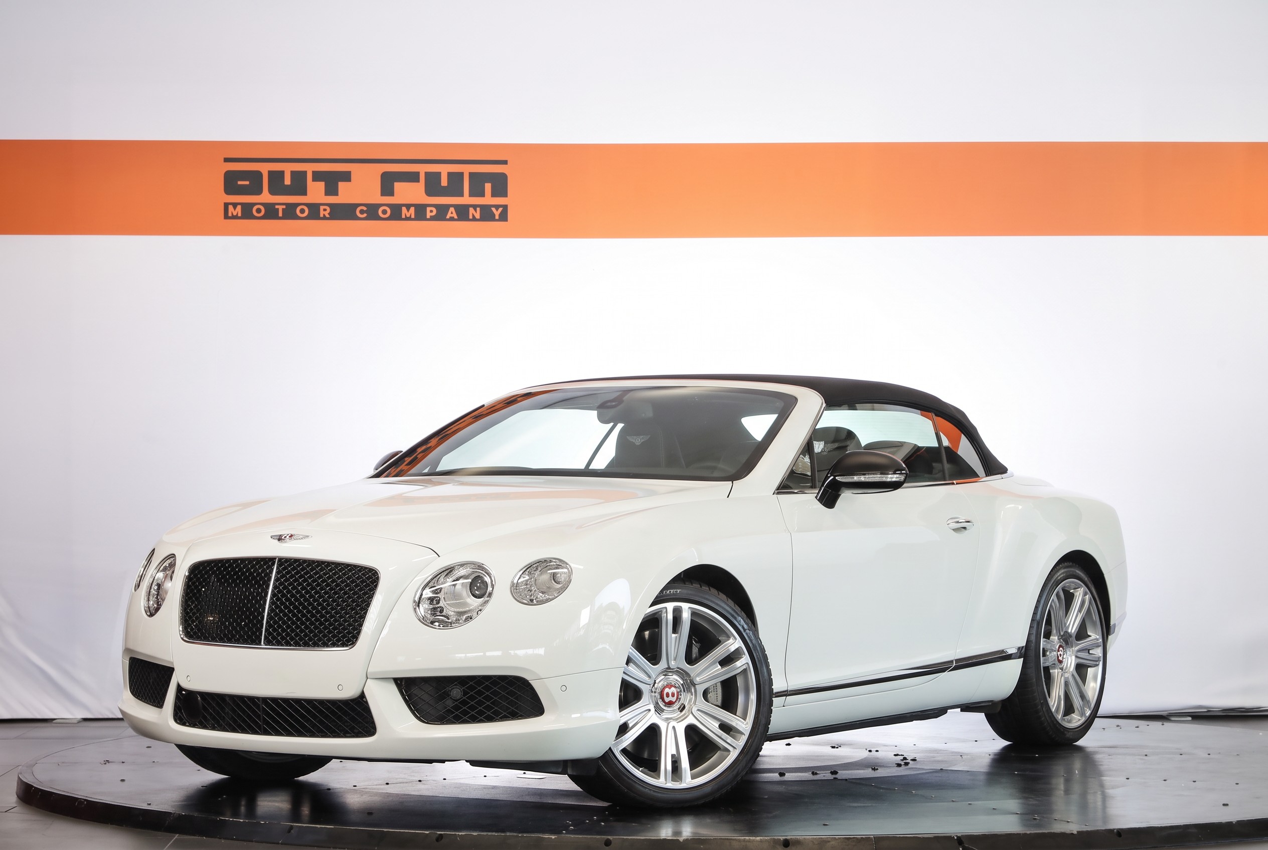 Bentley Continental GTC V8