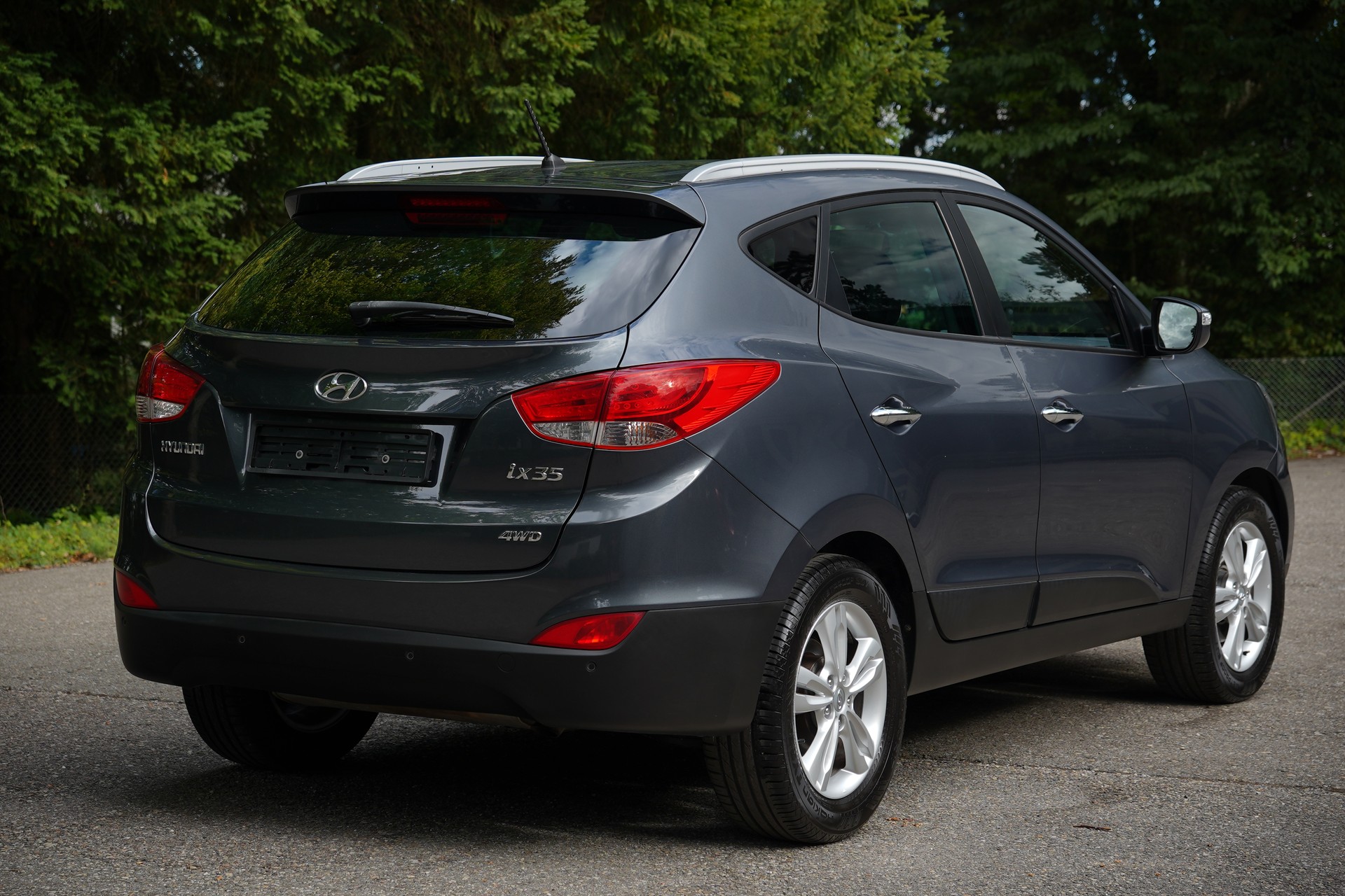 HYUNDAI iX 35 2.0 Style 4WD Automatic-showroom-element-2