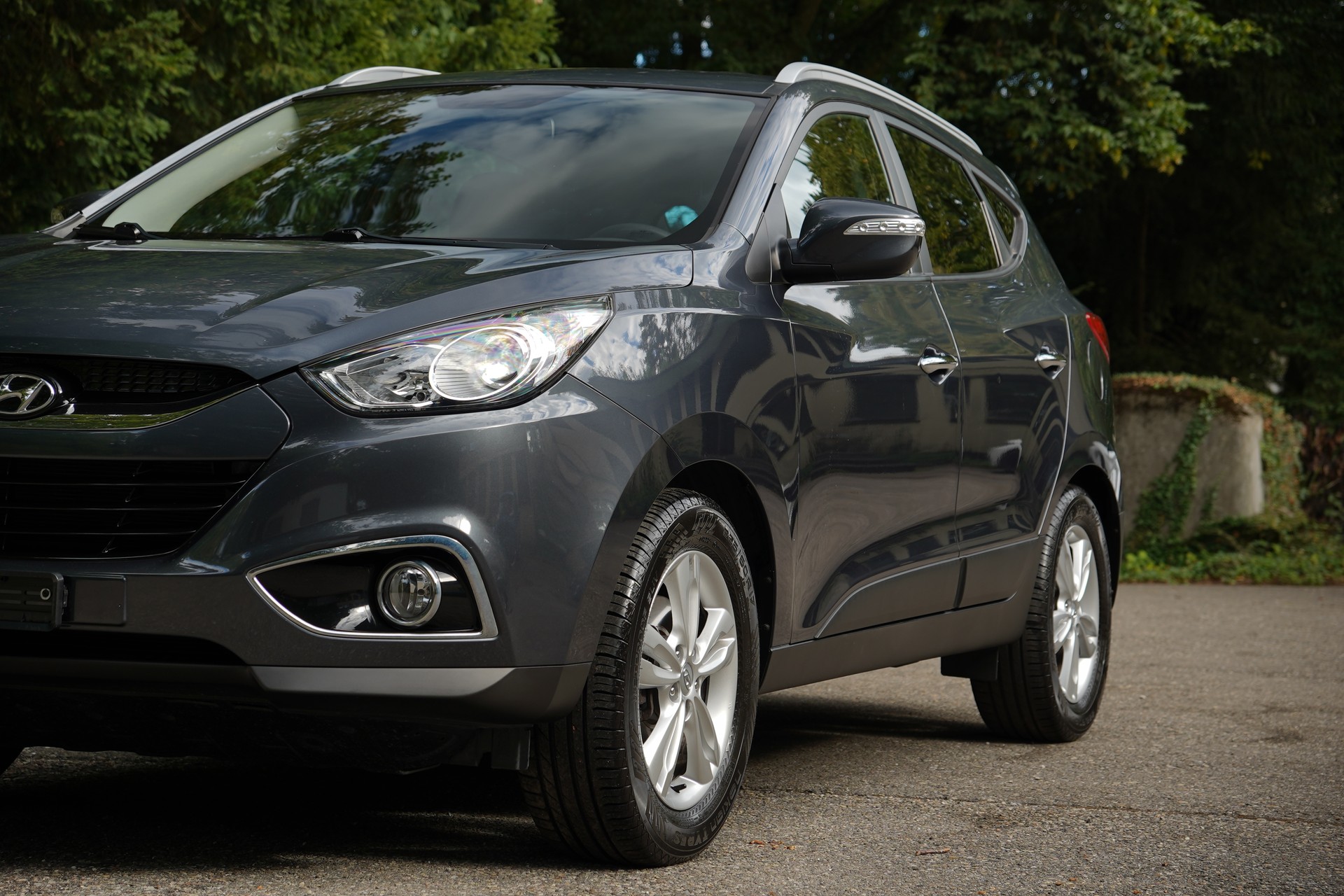 HYUNDAI iX 35 2.0 Style 4WD Automatic-image-11