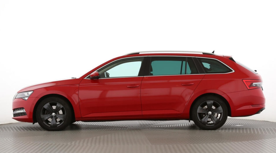 SKODA Superb Combi 2.0 TDi Style DSG ** Frisch ab MFK und Service ** Leder - Alcantara ** Memory ** Modell 2022 **-image-2