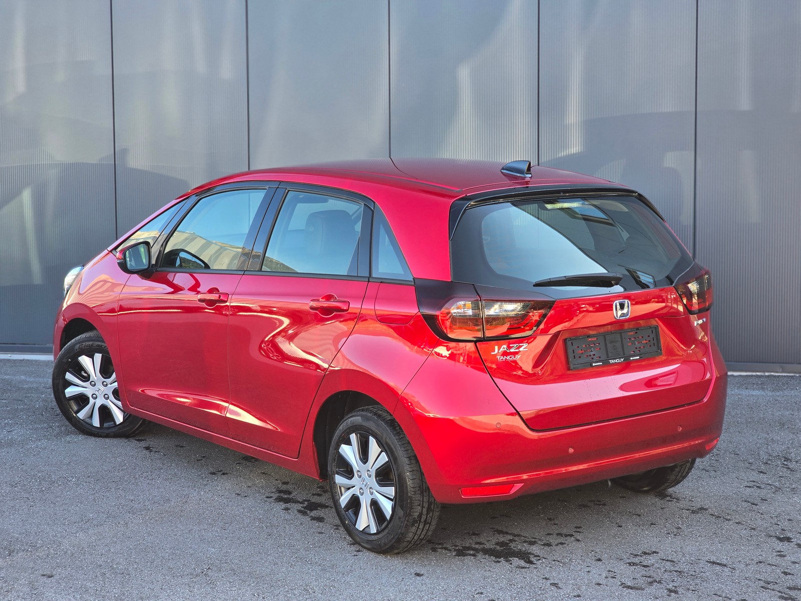 Honda Jazz 1.5i-MMD Elegance — photo 2