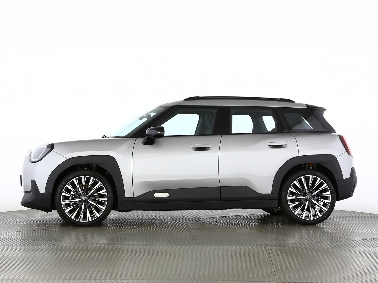 MINI Aceman E I MINI Days Offer-image-2