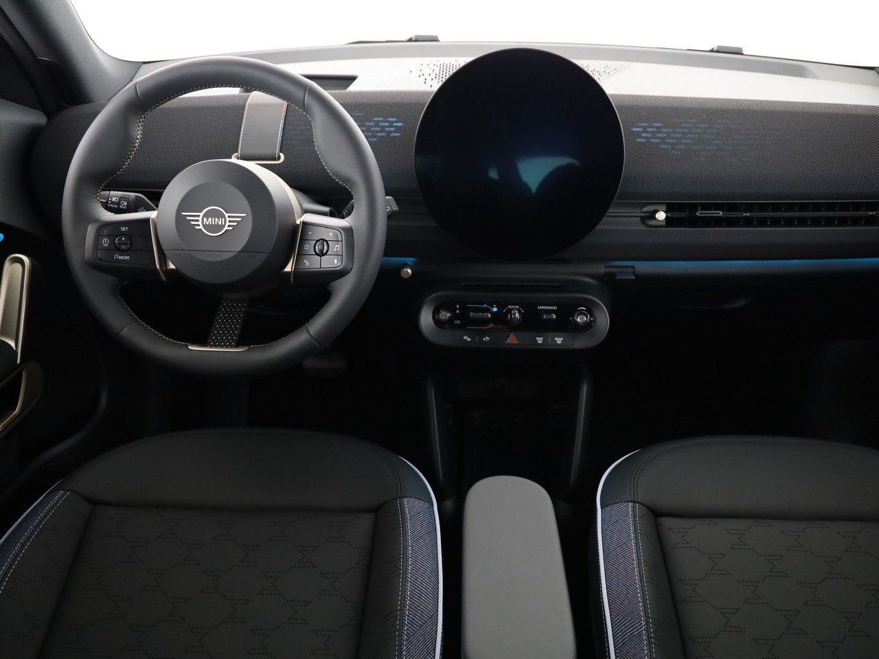 MINI Aceman E I MINI Days Offer-image-16