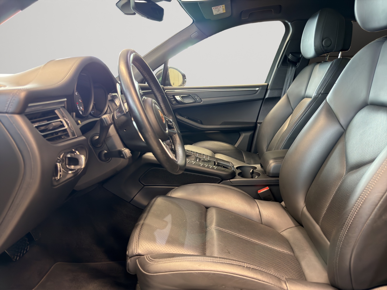 PORSCHE Macan S PDK-image-8