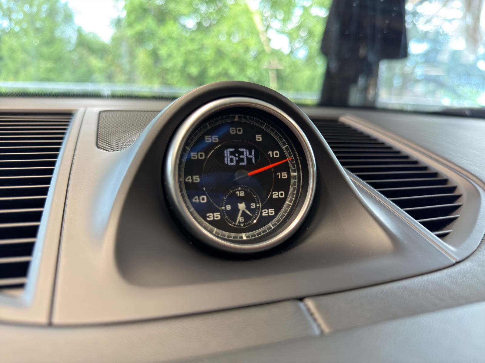 PORSCHE Macan S PDK-image-15