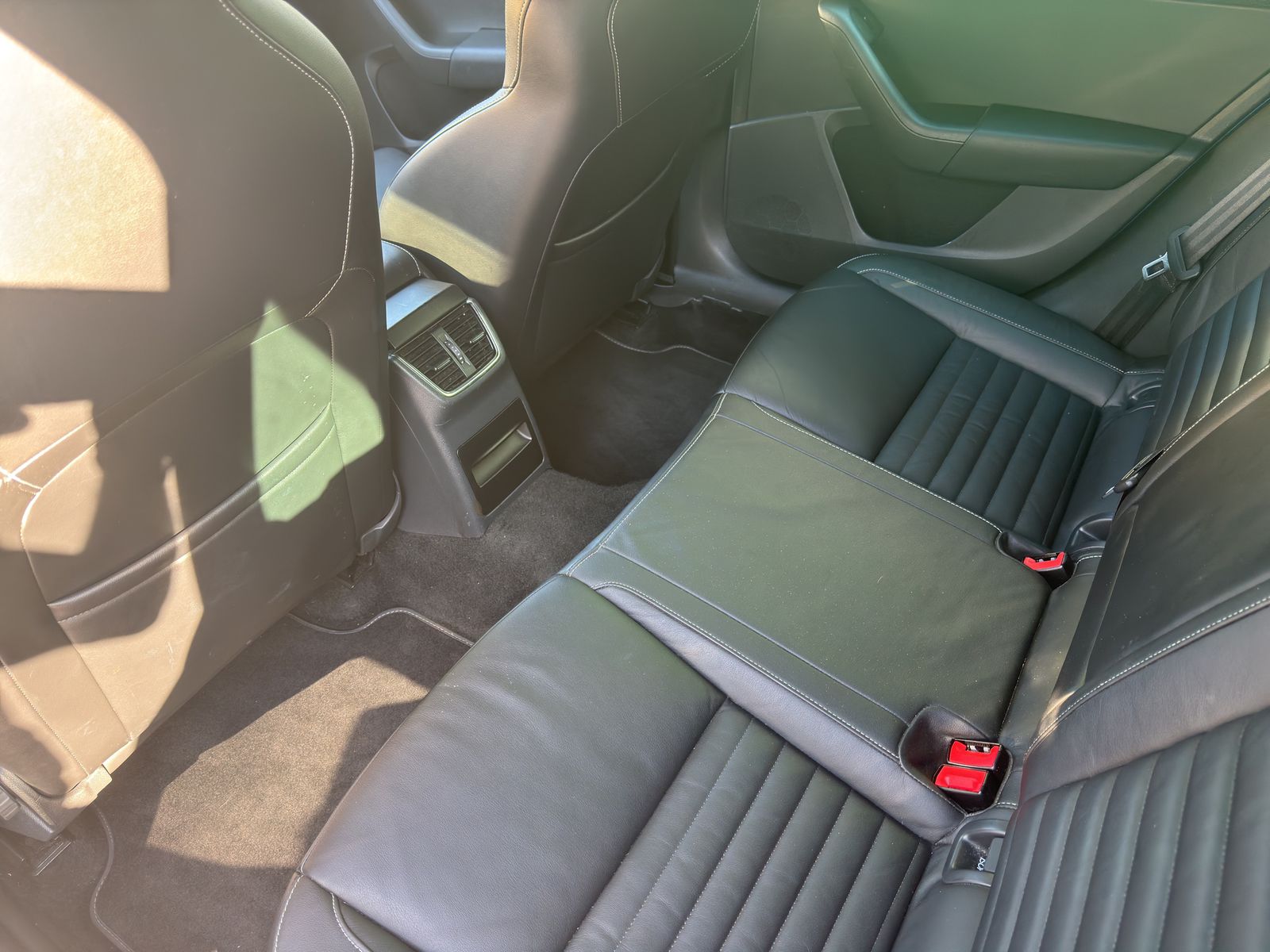 SKODA Octavia Combi 2.0 TSI RS DSG-image-7