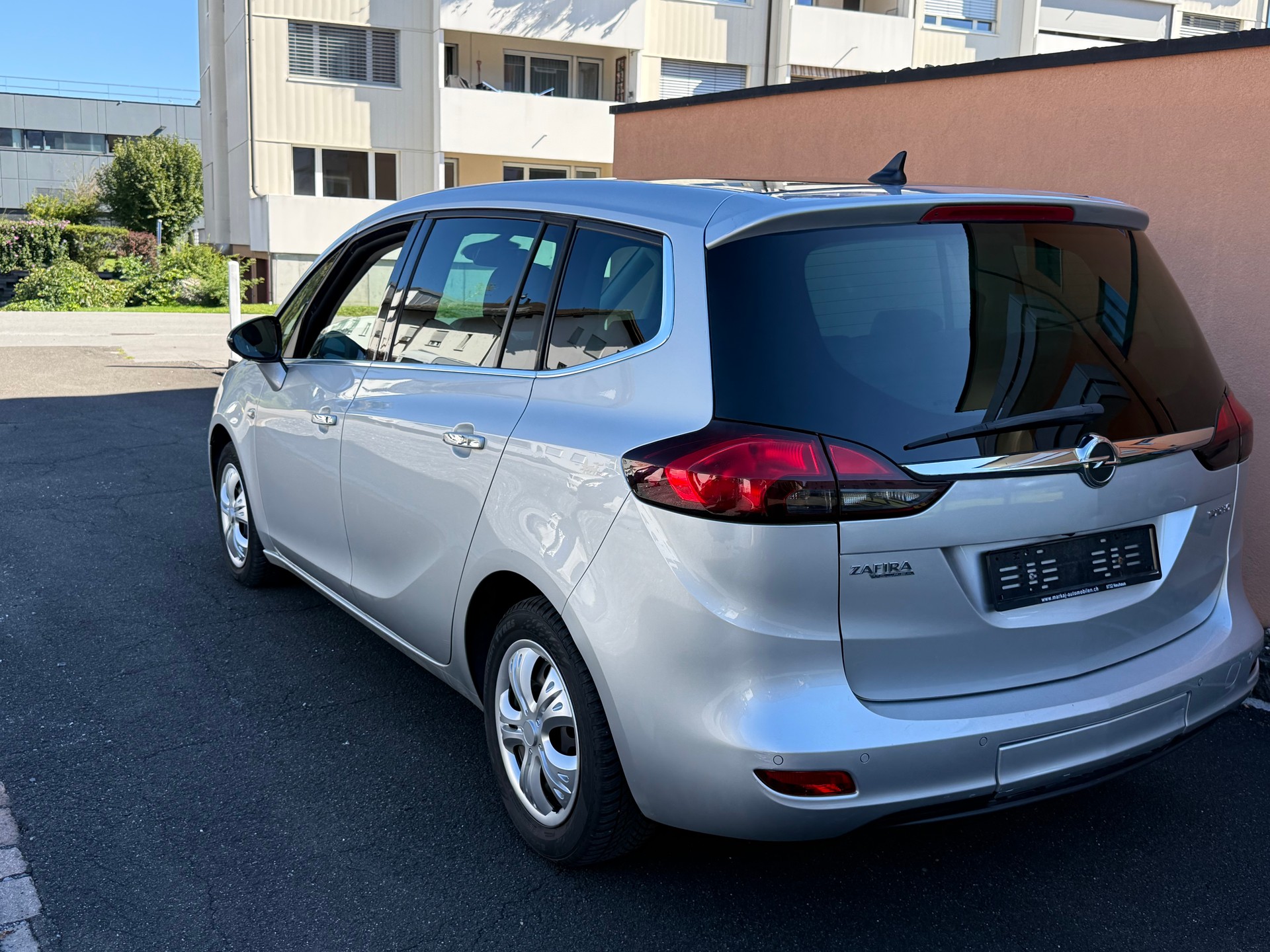 OPEL Zafira Tourer 1.4i 16V Turbo Enjoy Automatic-image-3