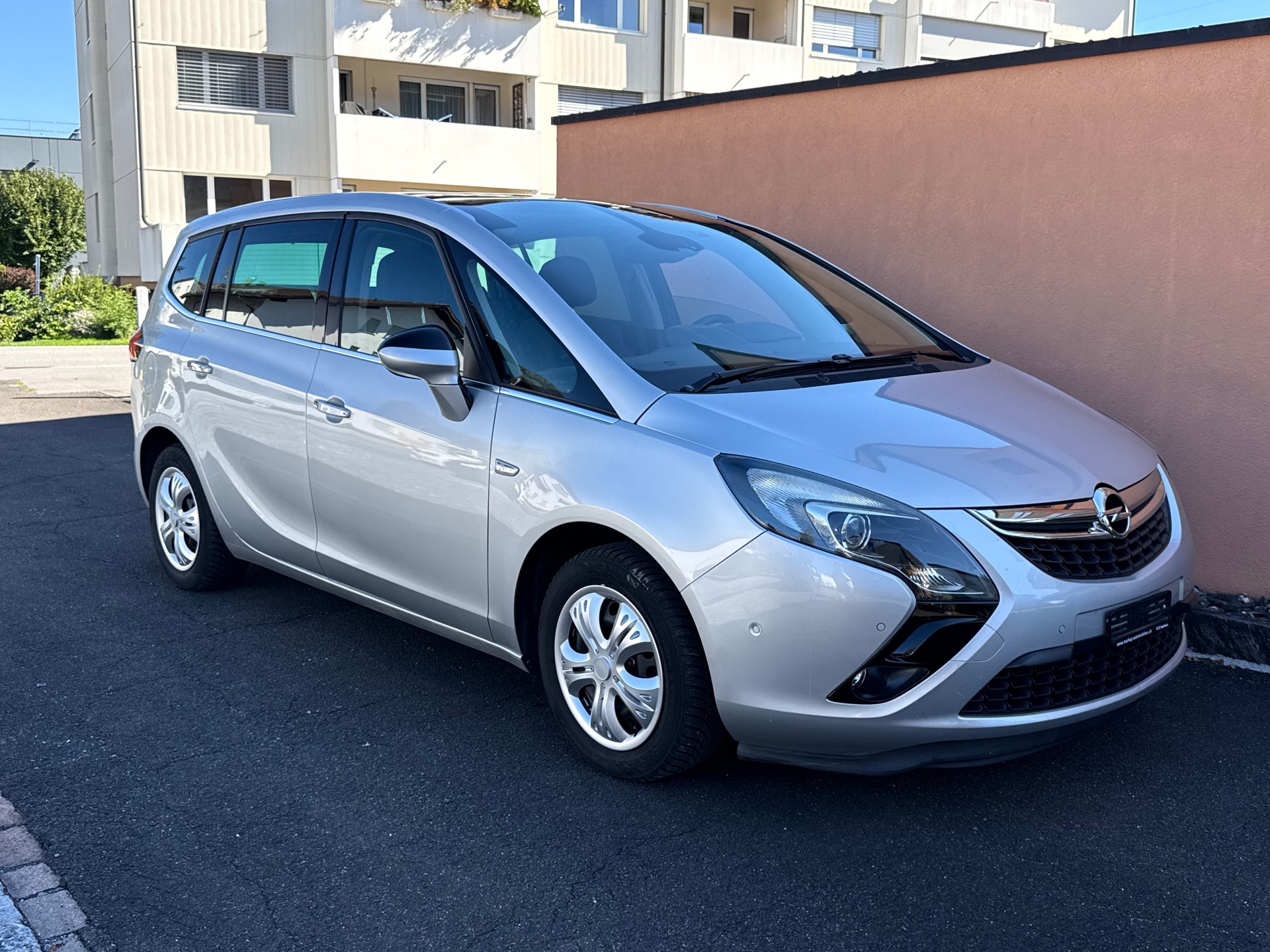 OPEL Zafira Tourer 1.4i 16V Turbo Enjoy Automatic-image-6