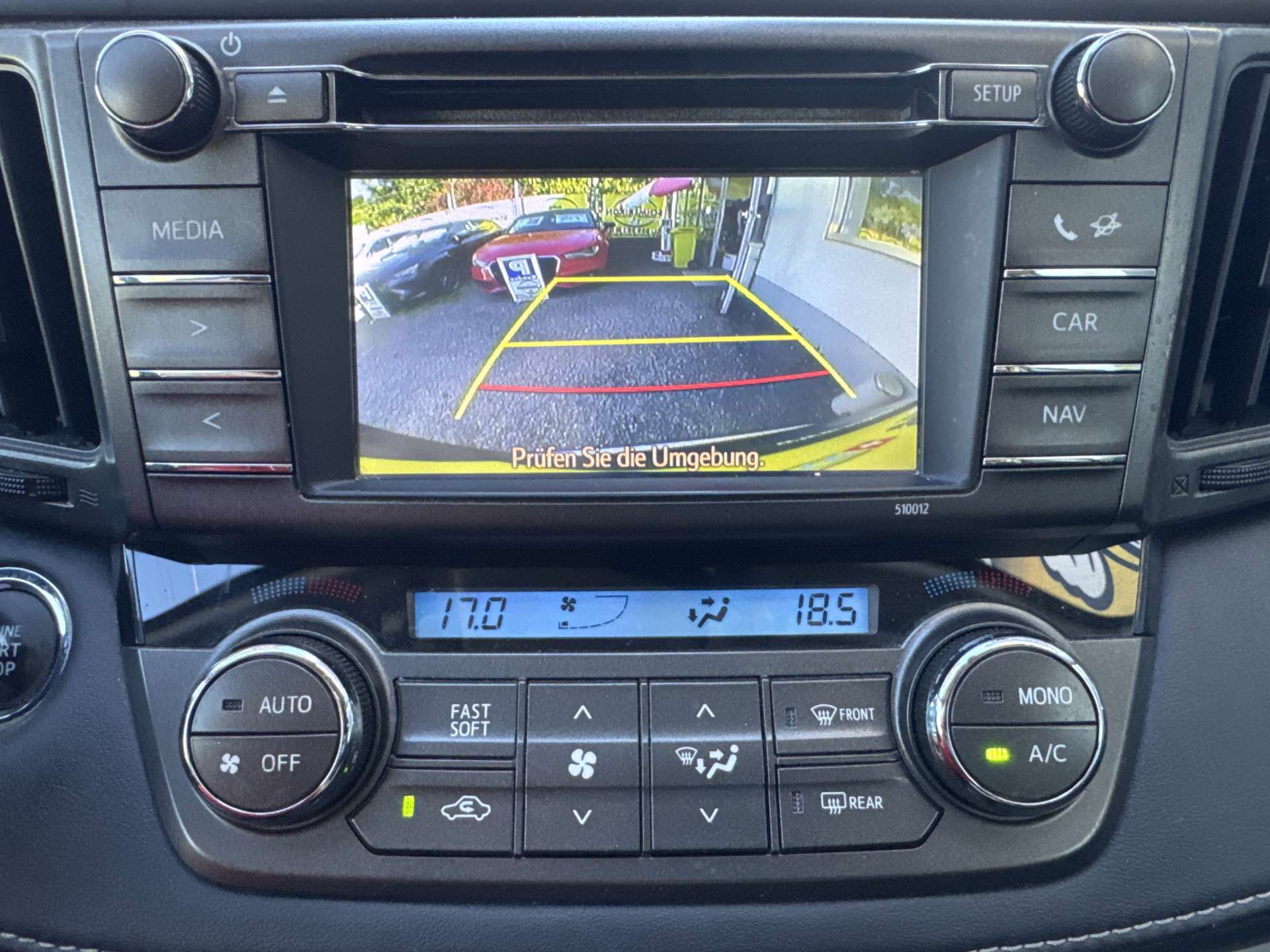 TOYOTA RAV-4 2.0 16V Style AWD Multidrive S Automat-image-10
