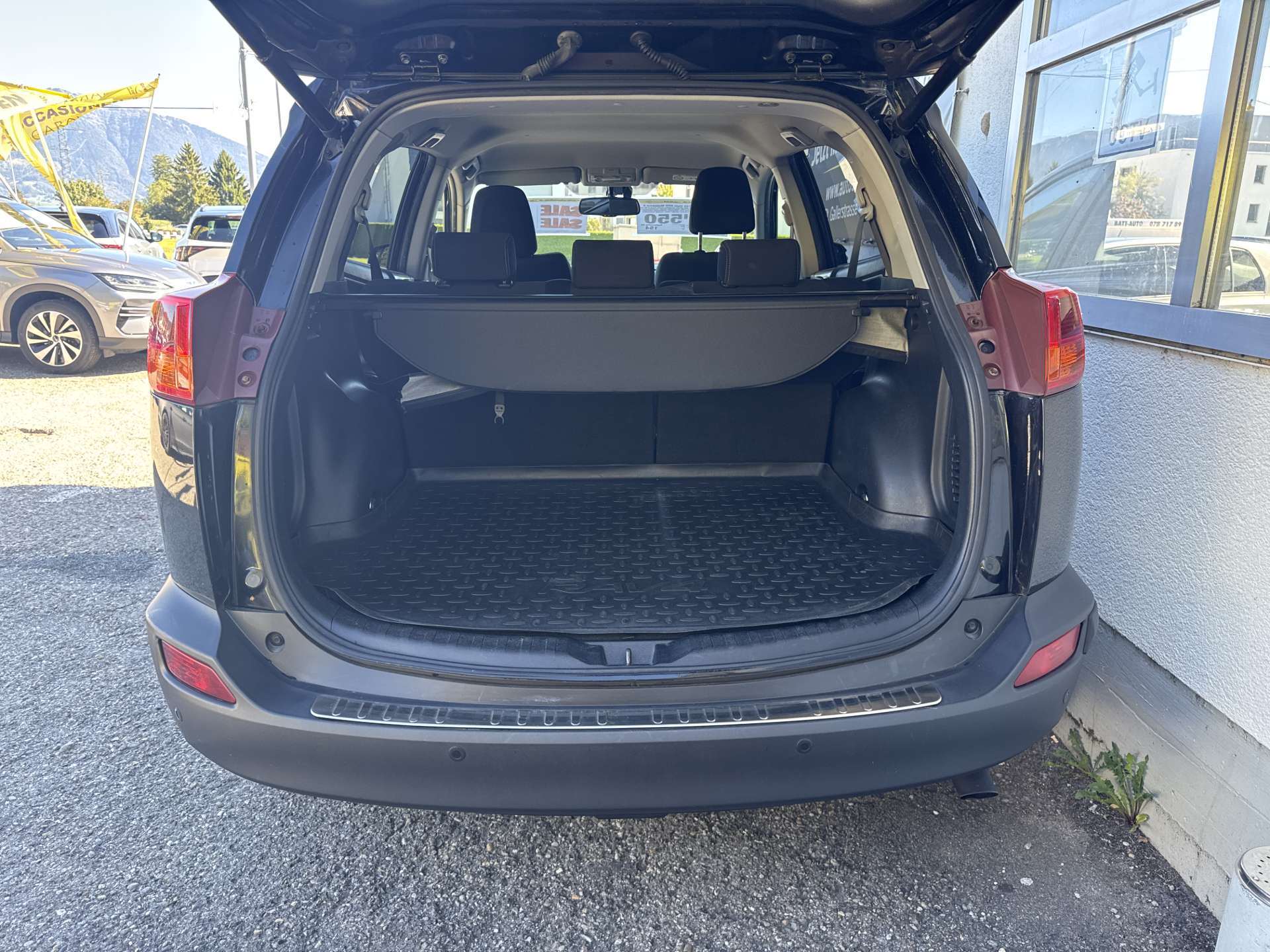 TOYOTA RAV-4 2.0 16V Style AWD Multidrive S Automat-image-8