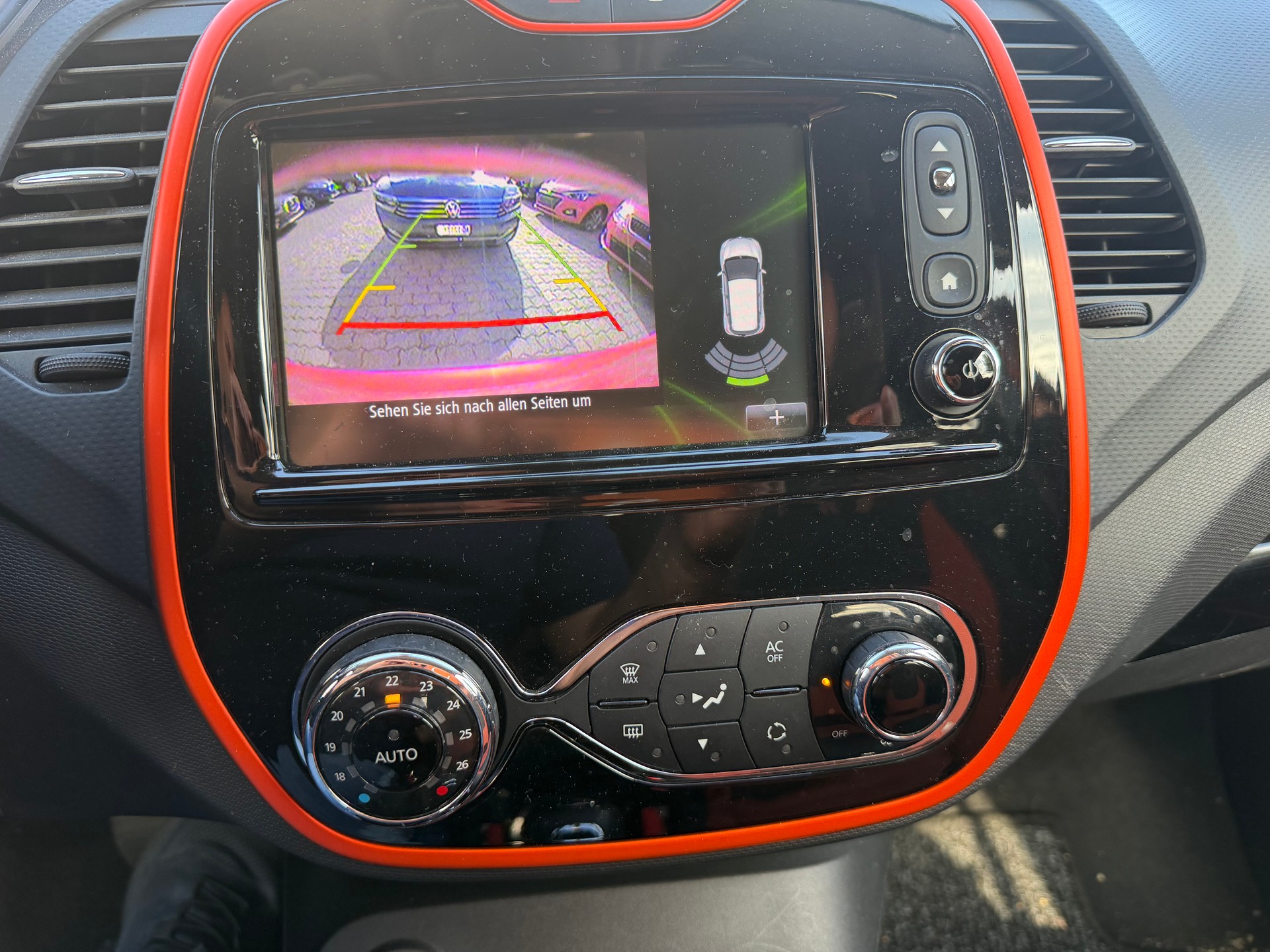 RENAULT Captur 1.2 T 16V Dynamique EDC-image-12